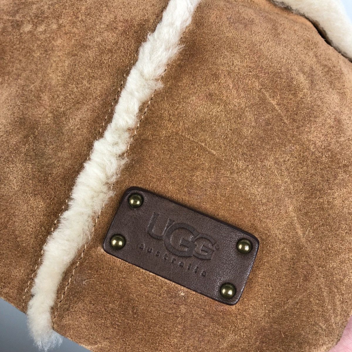 Japanese Brand Ugg sheepskin Leather suede Crossbody bag Size ONE SIZE - 9 Thumbnail