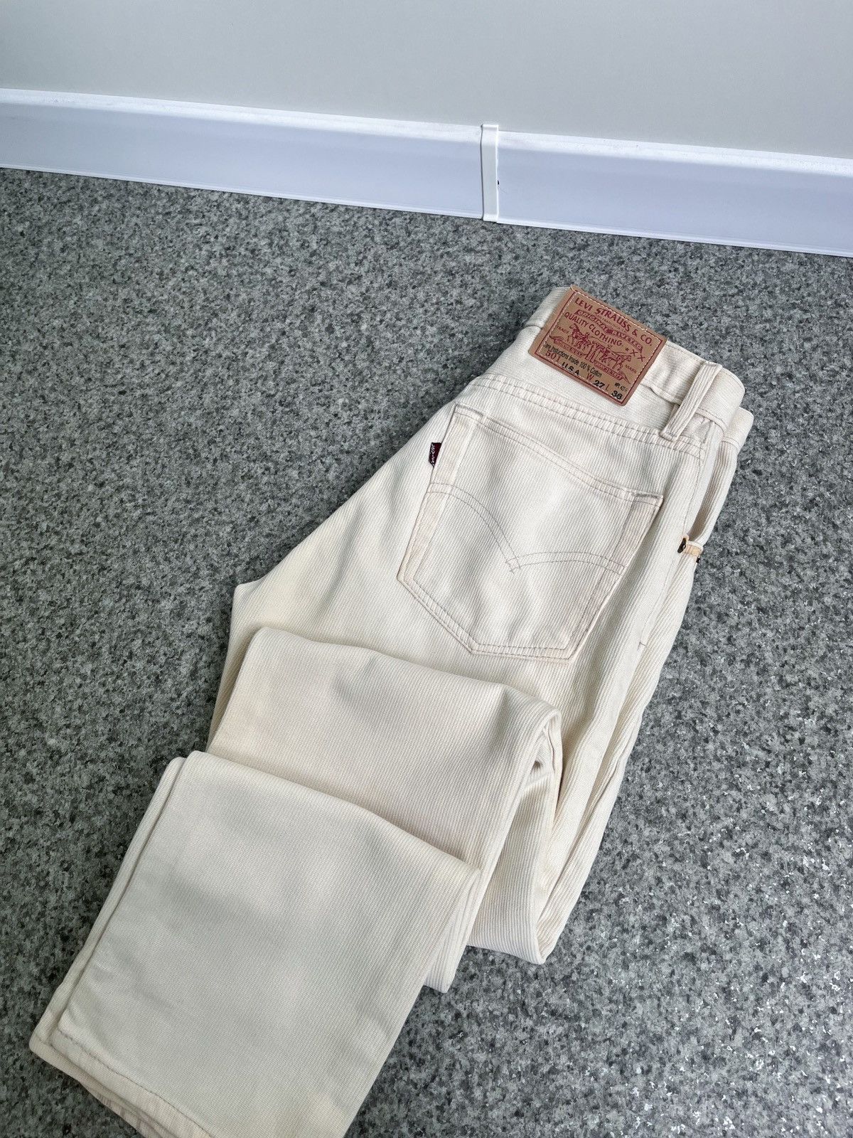 Levi's × Vintage VINTAGE MADE IN USA VELVET 501 USA LEVI’s jeans sz W27 L36 Size US 27 - 4 Thumbnail
