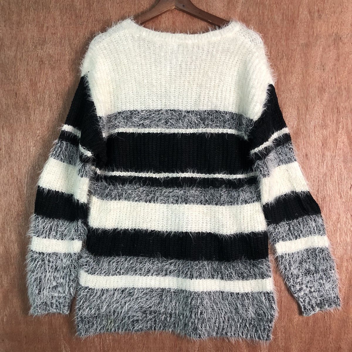 OVER THE STRiPES JAPAN INGNI STRIPED MOHAIR KNITWEAR SWEATER Size US M / EU 48-50 / 2 - 13 Thumbnail