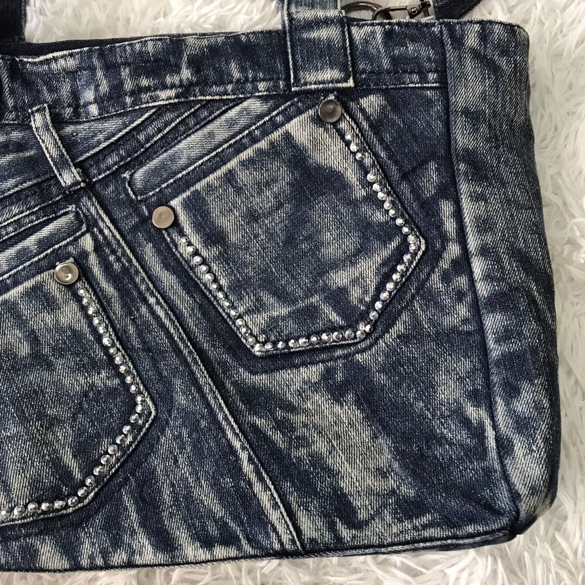 Other 🔥Rare🔥 Denim sling bag Size ONE SIZE - 16 Thumbnail