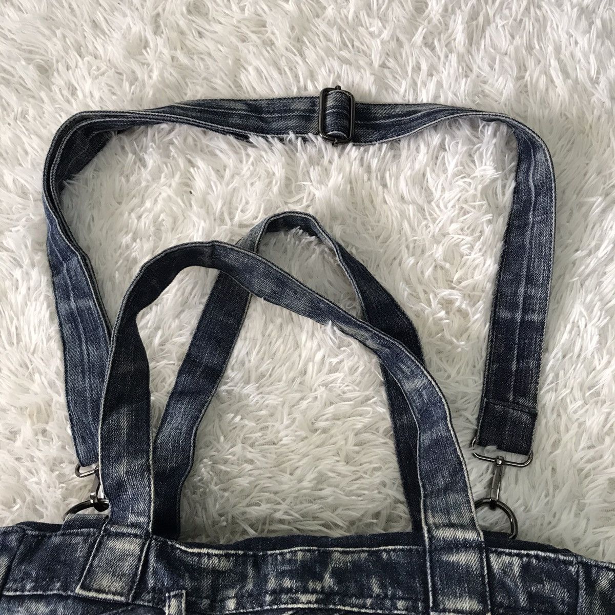 Other 🔥Rare🔥 Denim sling bag Size ONE SIZE - 5 Thumbnail