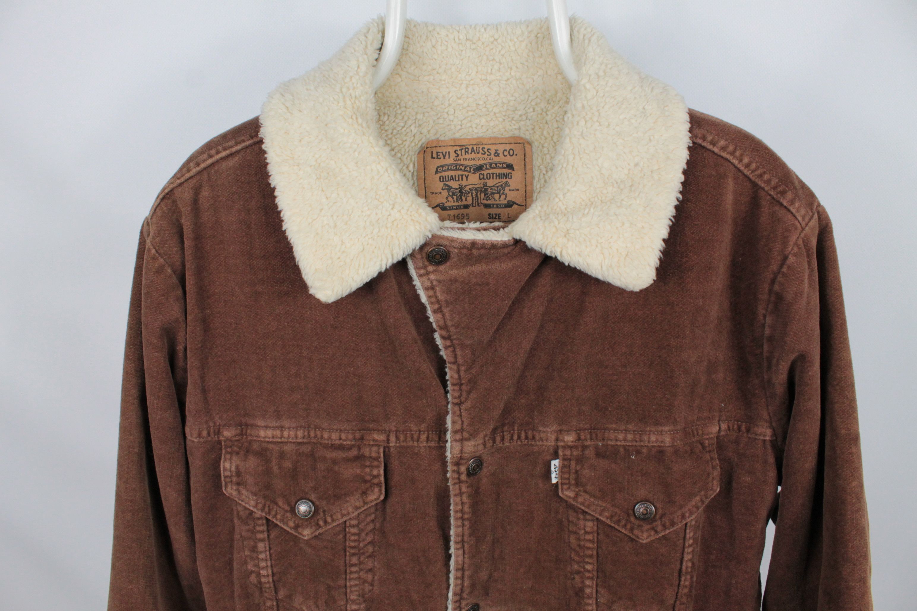 Levi's Vintage Levi’s Brown Corduroy Sherpa Jacket Long WMNS Size L / US 10 / IT 46 - 2 Thumbnail