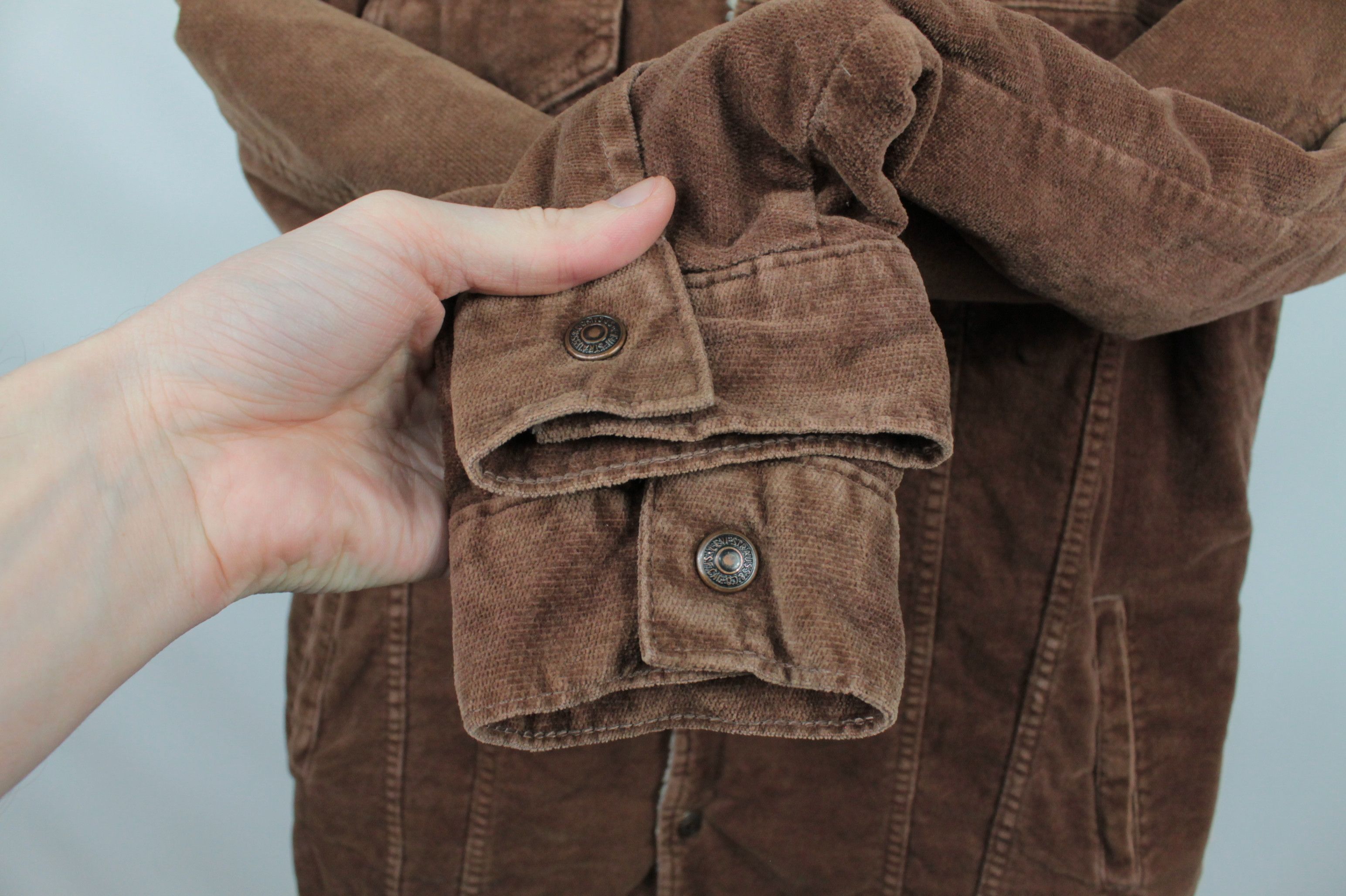 Levi's Vintage Levi’s Brown Corduroy Sherpa Jacket Long WMNS Size L / US 10 / IT 46 - 5 Thumbnail