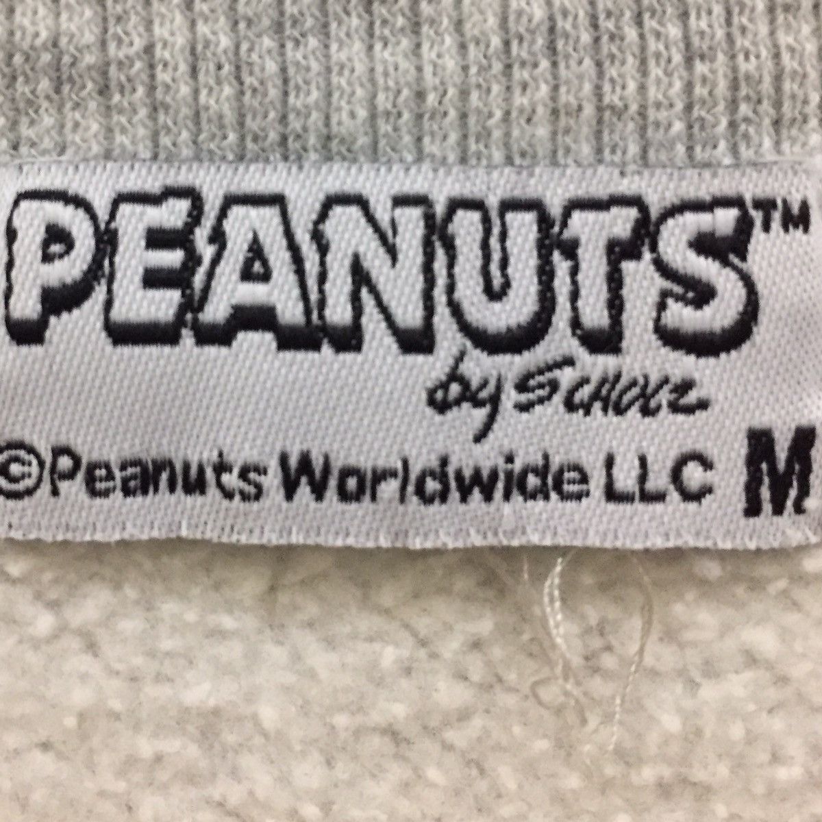 Cartoon Network × Peanuts × Vintage Vintage Peanuts Snoopy Belle CrewNeck Snoopy Family Size US S / EU 44-46 / 1 - 6 Thumbnail