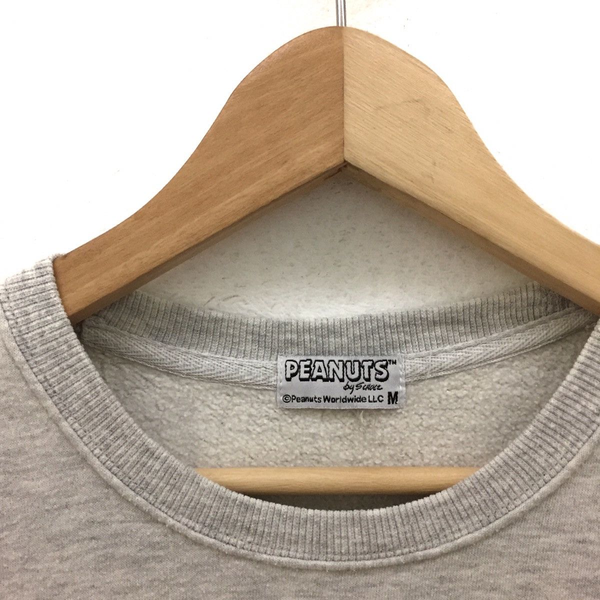 Cartoon Network × Peanuts × Vintage Vintage Peanuts Snoopy Belle CrewNeck Snoopy Family Size US S / EU 44-46 / 1 - 4 Thumbnail