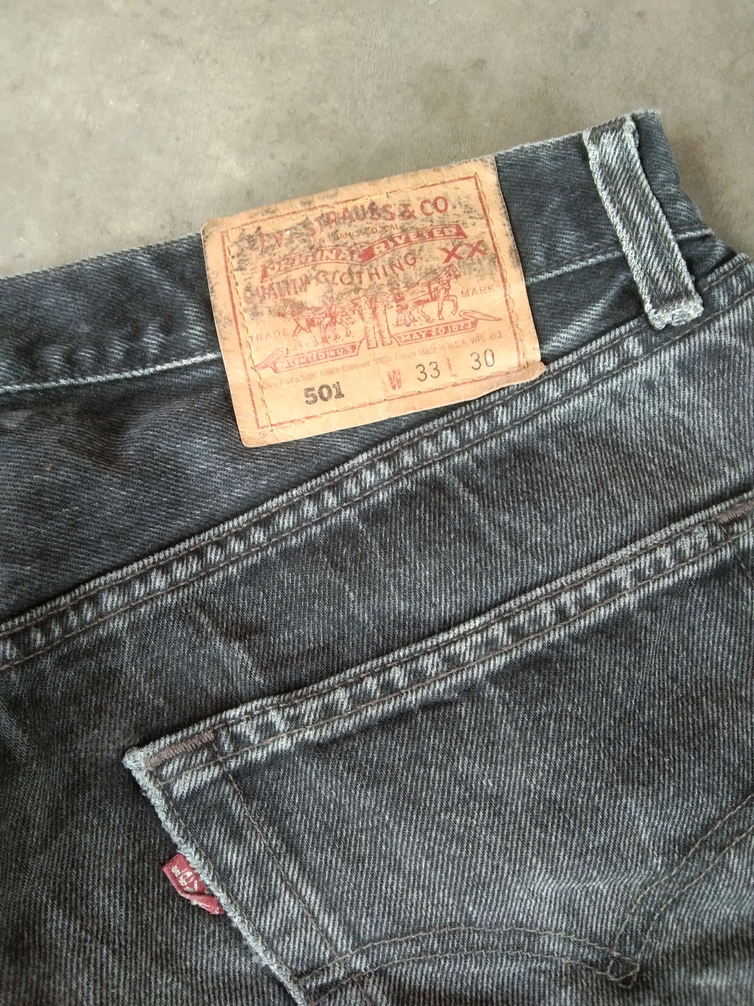 Levi's 90s Vintage Levi's 501 Made In USA Distressed Jeans 33x30 Size US 33 - 3 Thumbnail