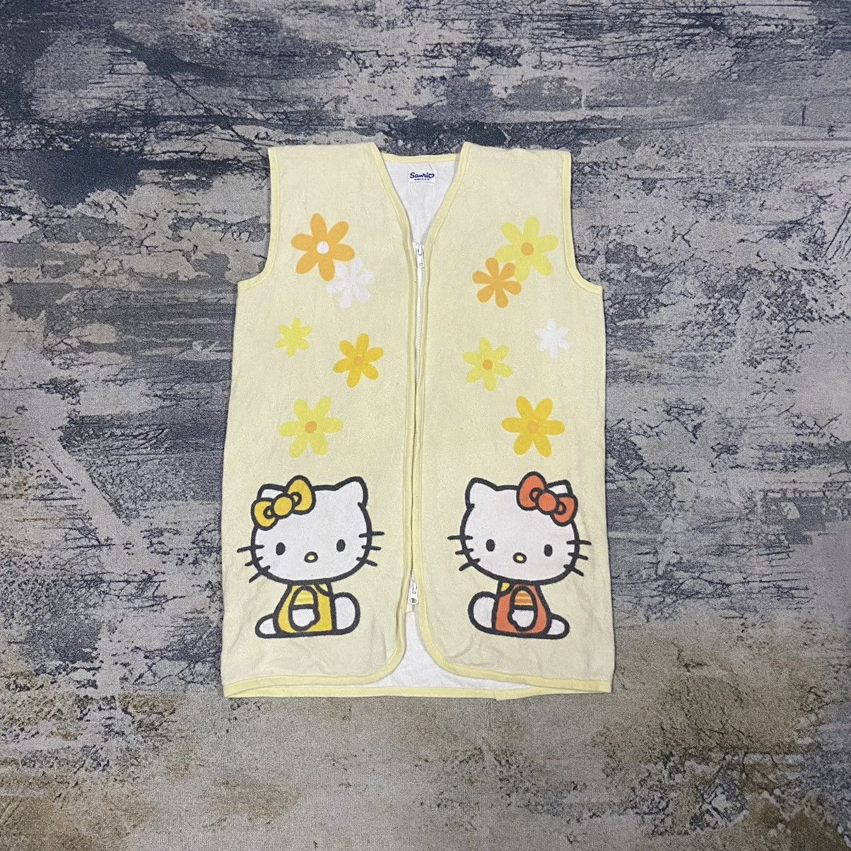 Anime × Cartoon Network × Japanese Brand Vintage Japan Only Hello Kitty Over Print Vest Size US S / EU 44-46 / 1 - 3 Thumbnail