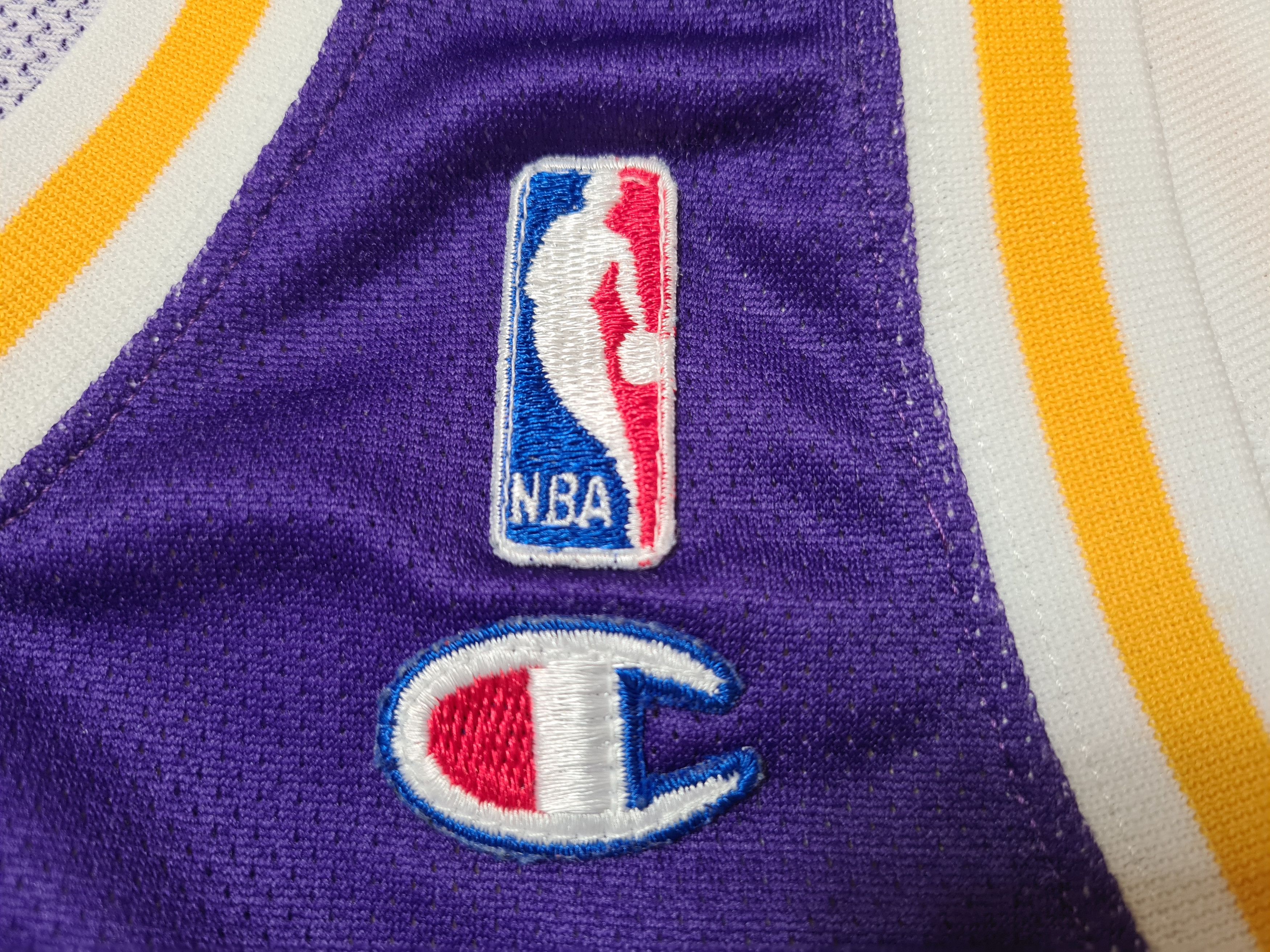 Champion LA LAKERS VINTAGE SHAQUILLE O'Neal CHAMPION BASKETBALL SHIRT Size US XL / EU 56 / 4 - 5 Thumbnail