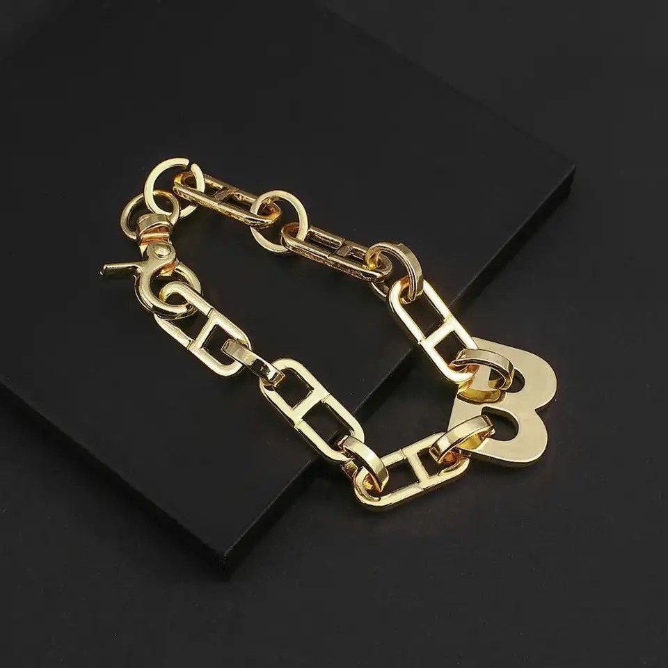 Jewelry × Vintage Letter B Thick Chain Link Vintage Jewelry Bracelet Size ONE SIZE - 2 Thumbnail