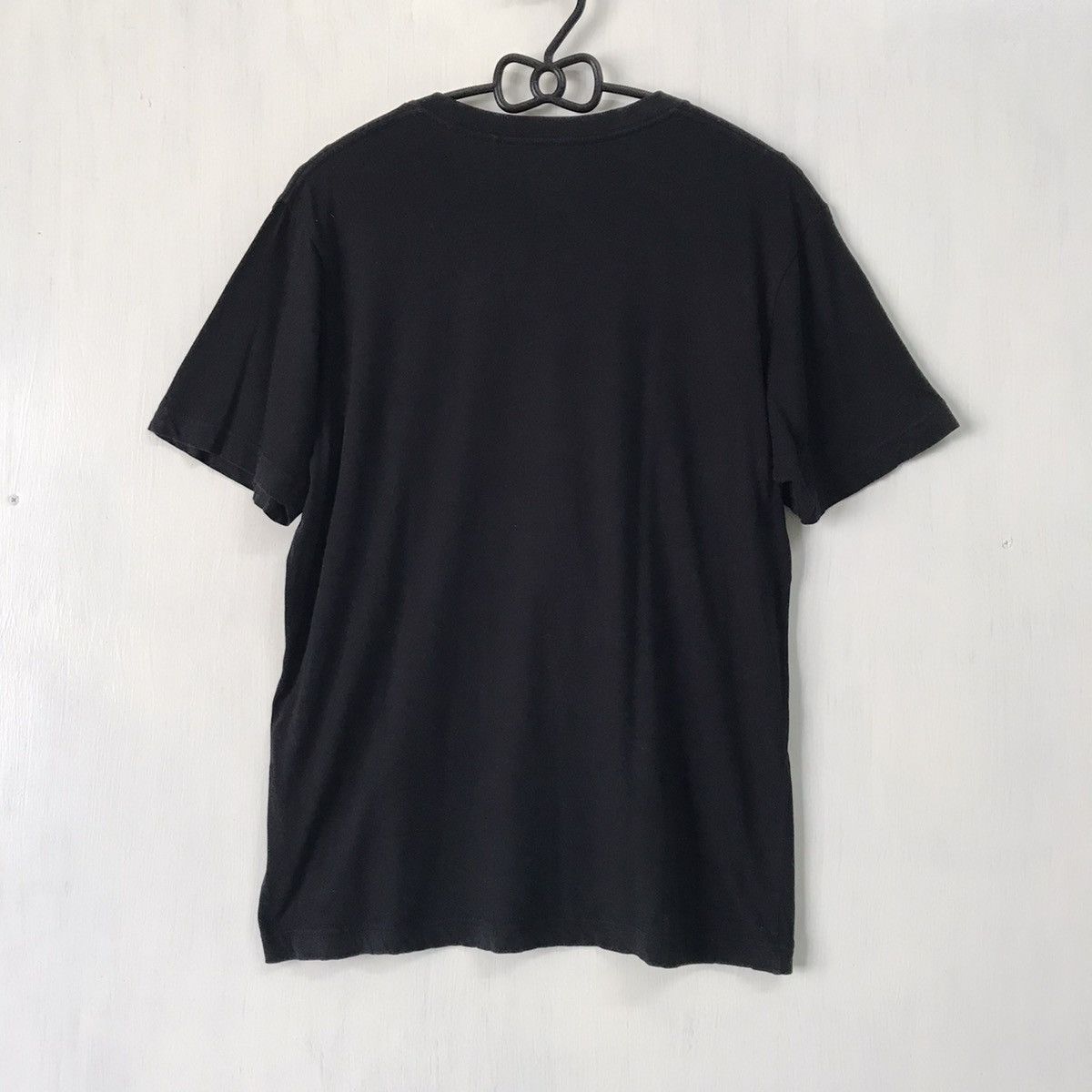 Anime Rare uniqlo x one piece pirates festival tshirt Size US M / EU 48-50 / 2 - 7 Thumbnail
