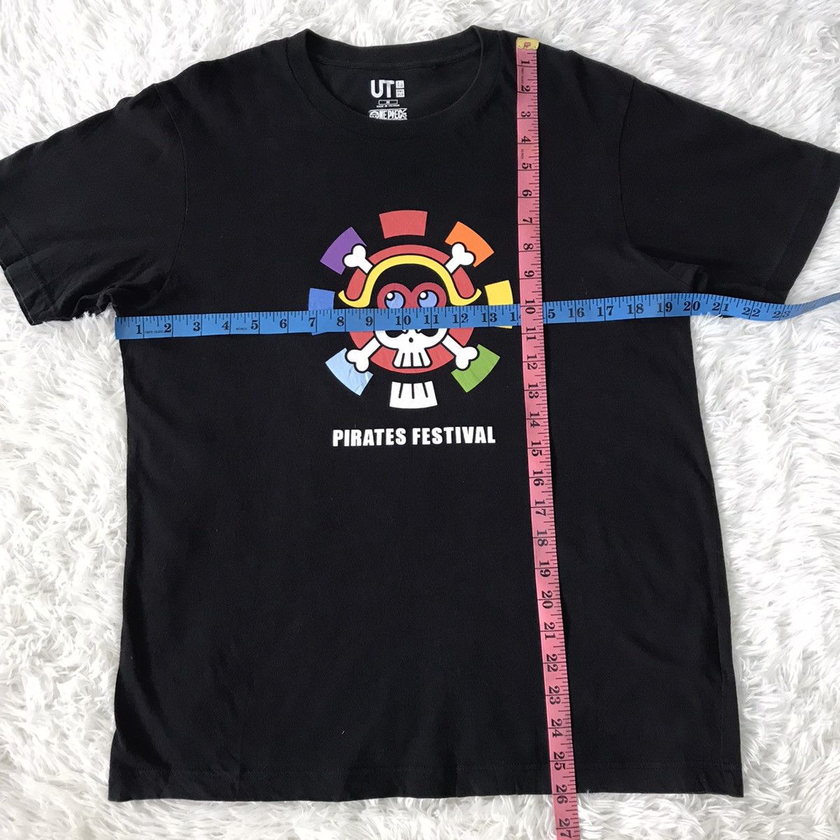 Anime Rare uniqlo x one piece pirates festival tshirt Size US M / EU 48-50 / 2 - 14 Thumbnail
