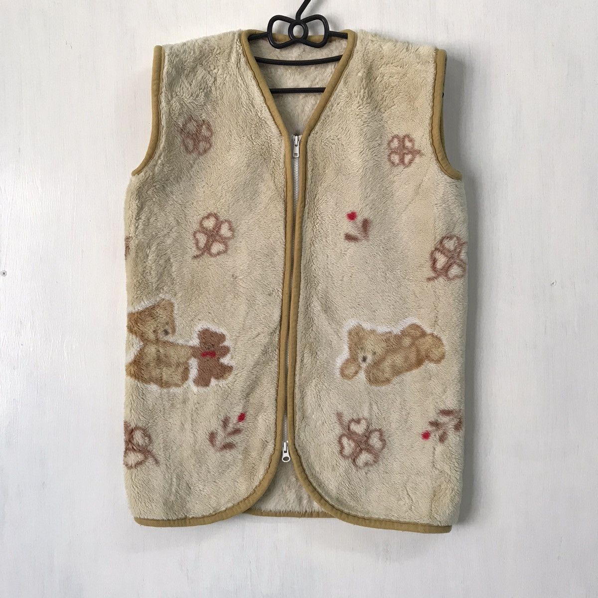 Japanese Brand Vintage Bear in the world fleece vest Size US S / EU 44-46 / 1 - 2 Thumbnail