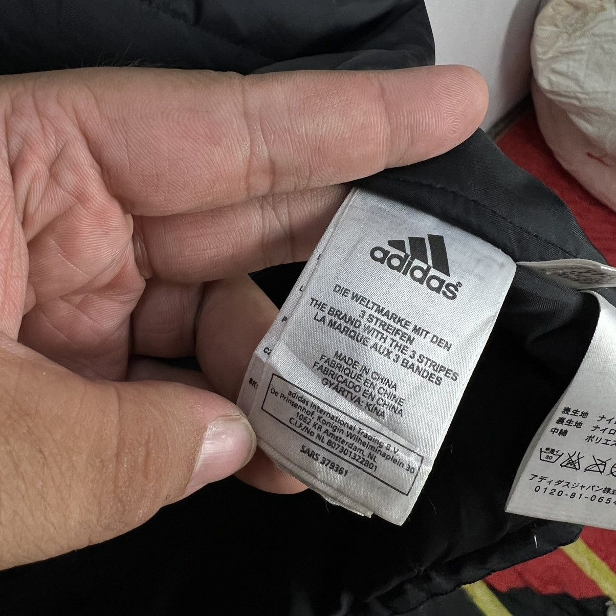 Adidas VINTAGE COACH JACKET ADIDAS LIVERPOOL CARLSBERG BIG LOGO Size US M / EU 48-50 / 2 - 13 Thumbnail