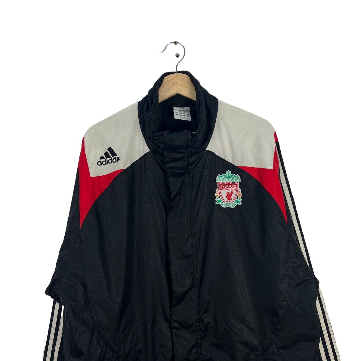 Adidas VINTAGE COACH JACKET ADIDAS LIVERPOOL CARLSBERG BIG LOGO Size US M / EU 48-50 / 2 - 8 Thumbnail