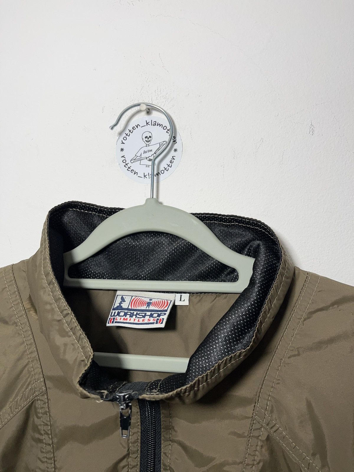 Vintage 1990s alien workshop anorak windbreaker jacket vintage skate Size US L / EU 52-54 / 3 - 6 Thumbnail