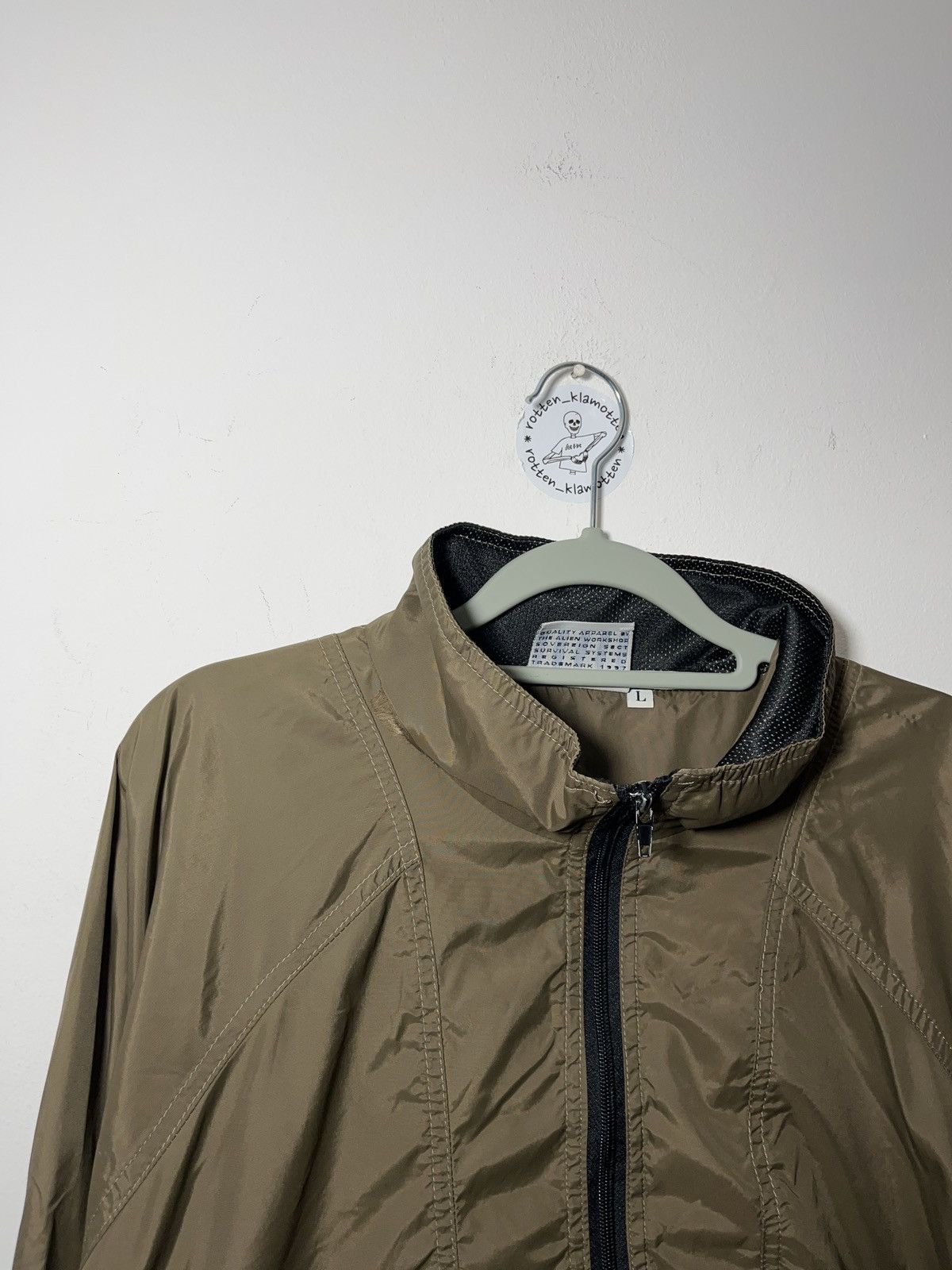 Vintage 1990s alien workshop anorak windbreaker jacket vintage skate Size US L / EU 52-54 / 3 - 4 Thumbnail