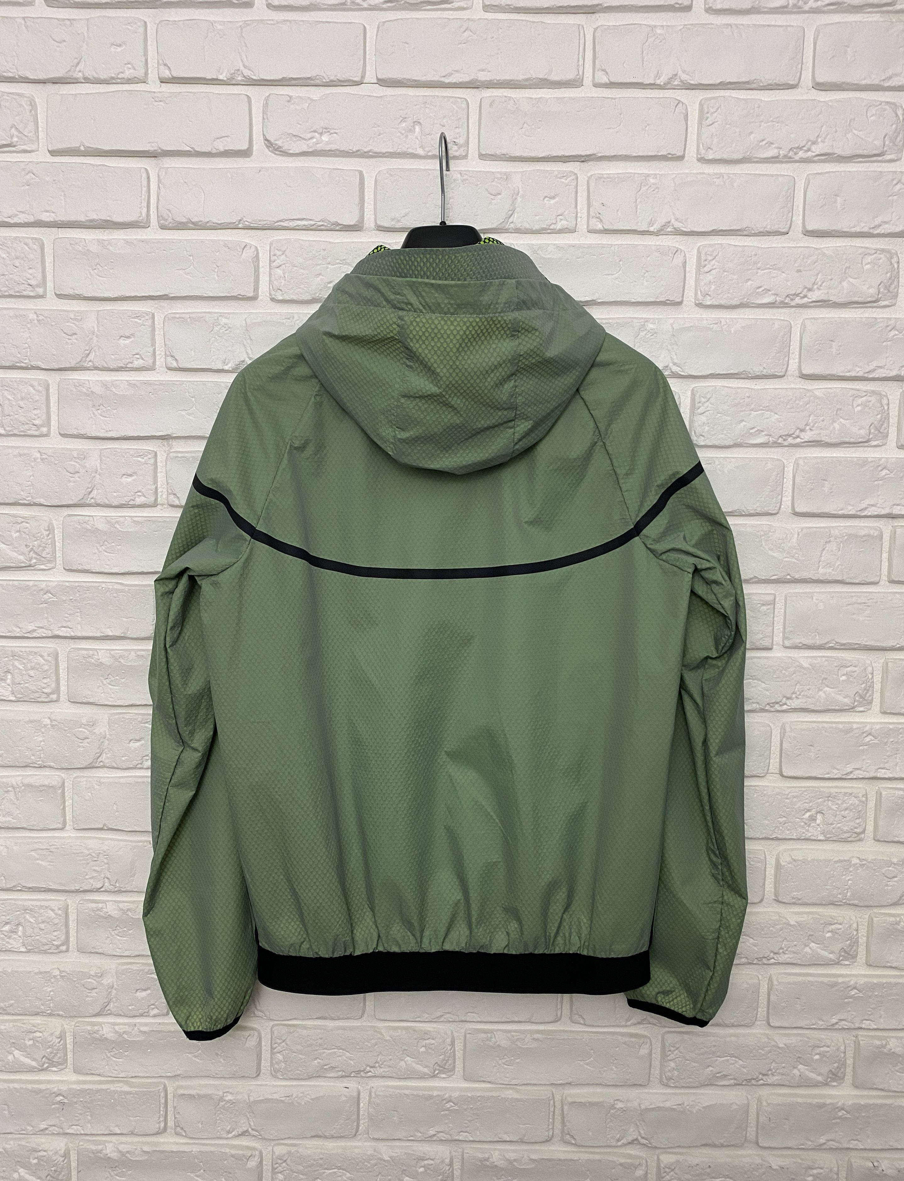 Nike Nike Sportswear Tech Windrunner Jacket Windbreaker SIze S Size US S / EU 44-46 / 1 - 9 Thumbnail