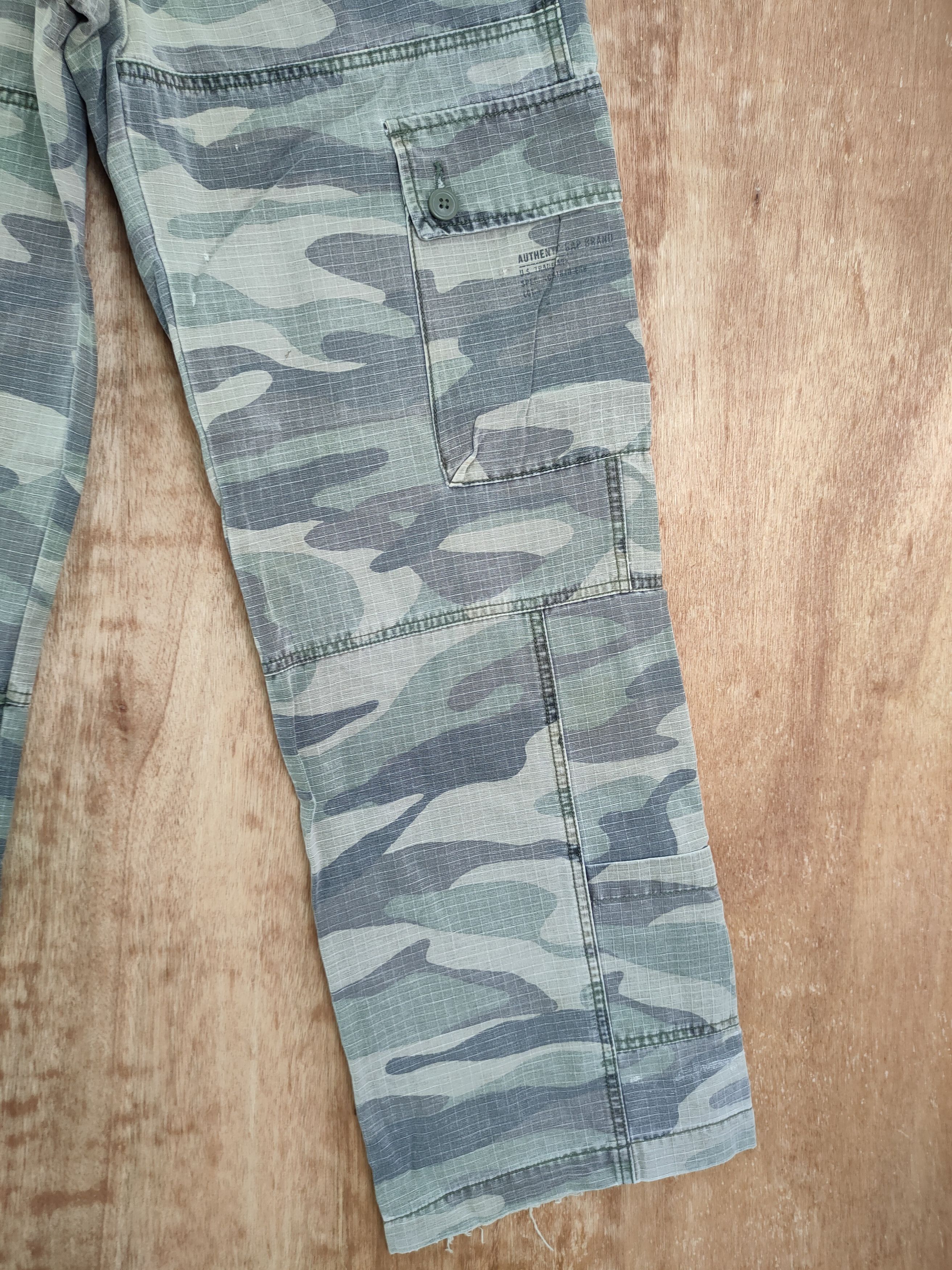 Gap DL Gap Kids camo faded cargo pants vintage #486 Size 26" / US 2 / IT 38 - 3 Thumbnail