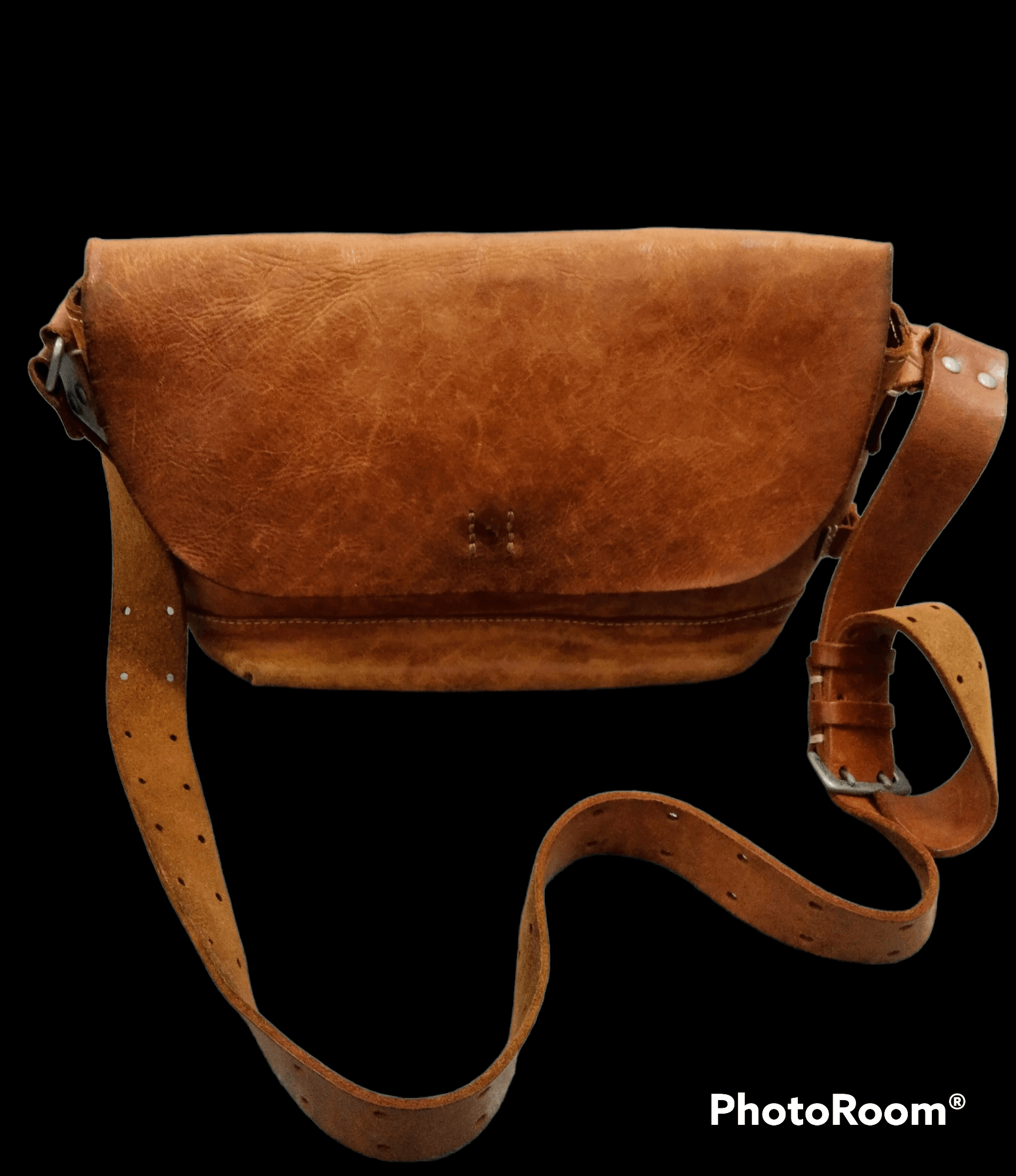 image of Sick H1203 Mano Fece Solid Leather Sling/corssbody in Brown, Men's