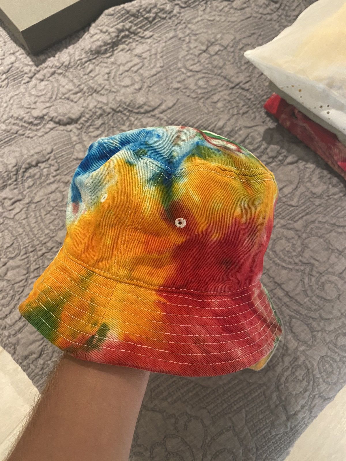 peaceminusone PMO G Dragon Tye Dye bucket hat seen on GD Size ONE SIZE - 3 Thumbnail