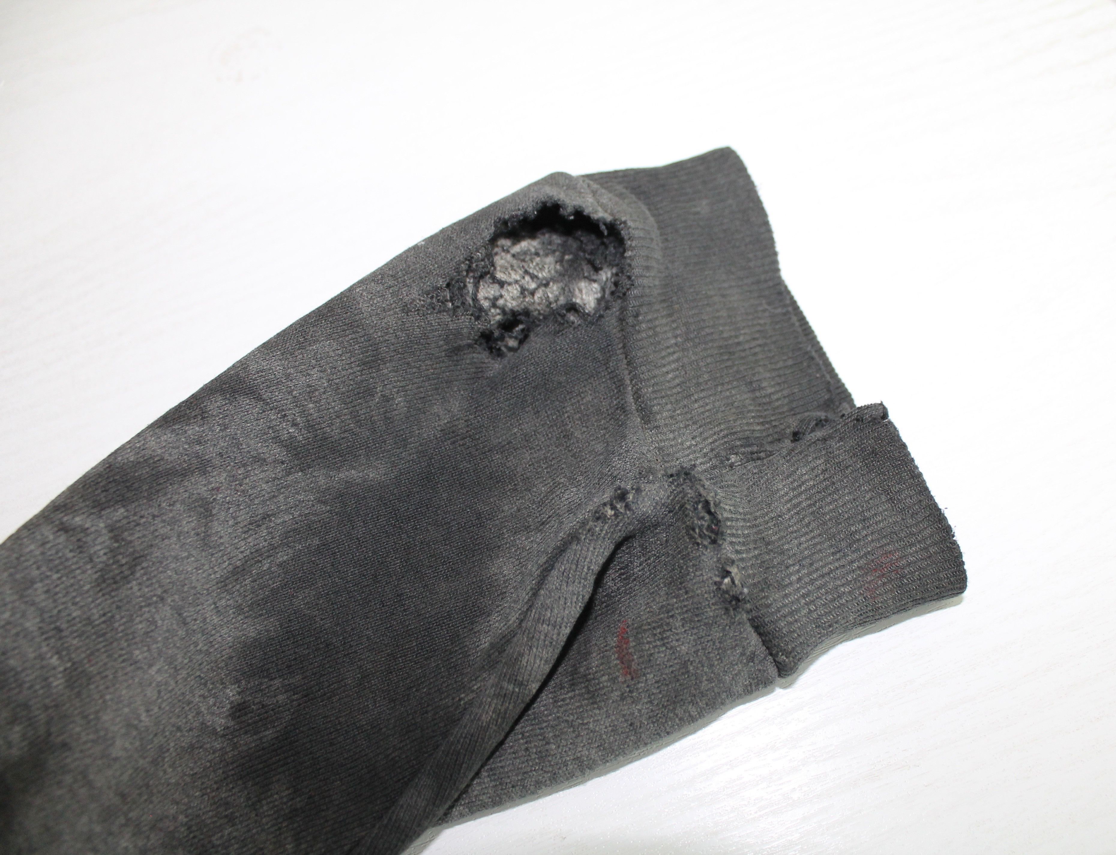Other vintage Skulls TRASHED hoodie worn faded Black / gray Size US XXL / EU 58 / 5 - 15 Thumbnail