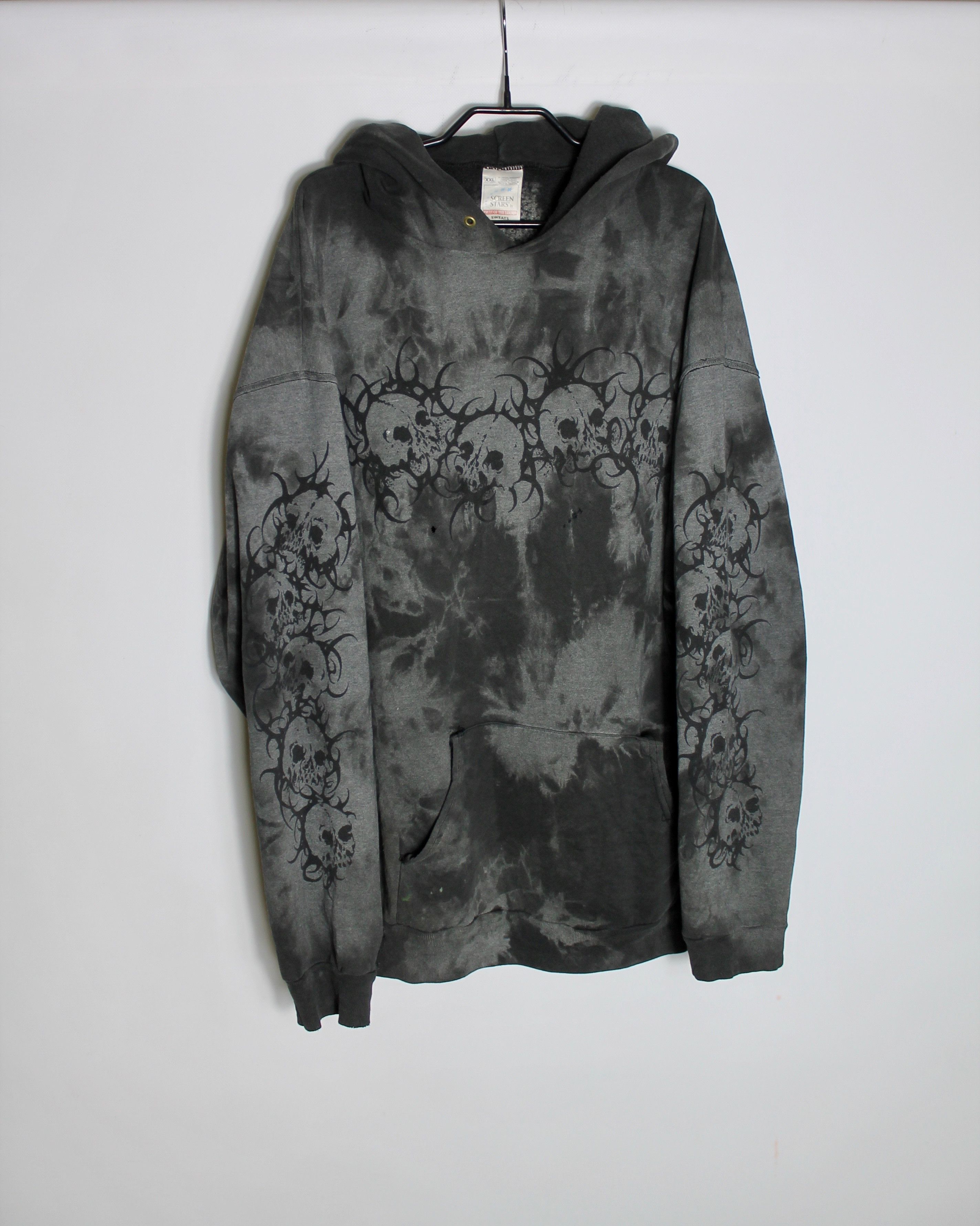 Other vintage Skulls TRASHED hoodie worn faded Black / gray Size US XXL / EU 58 / 5 - 2 Thumbnail
