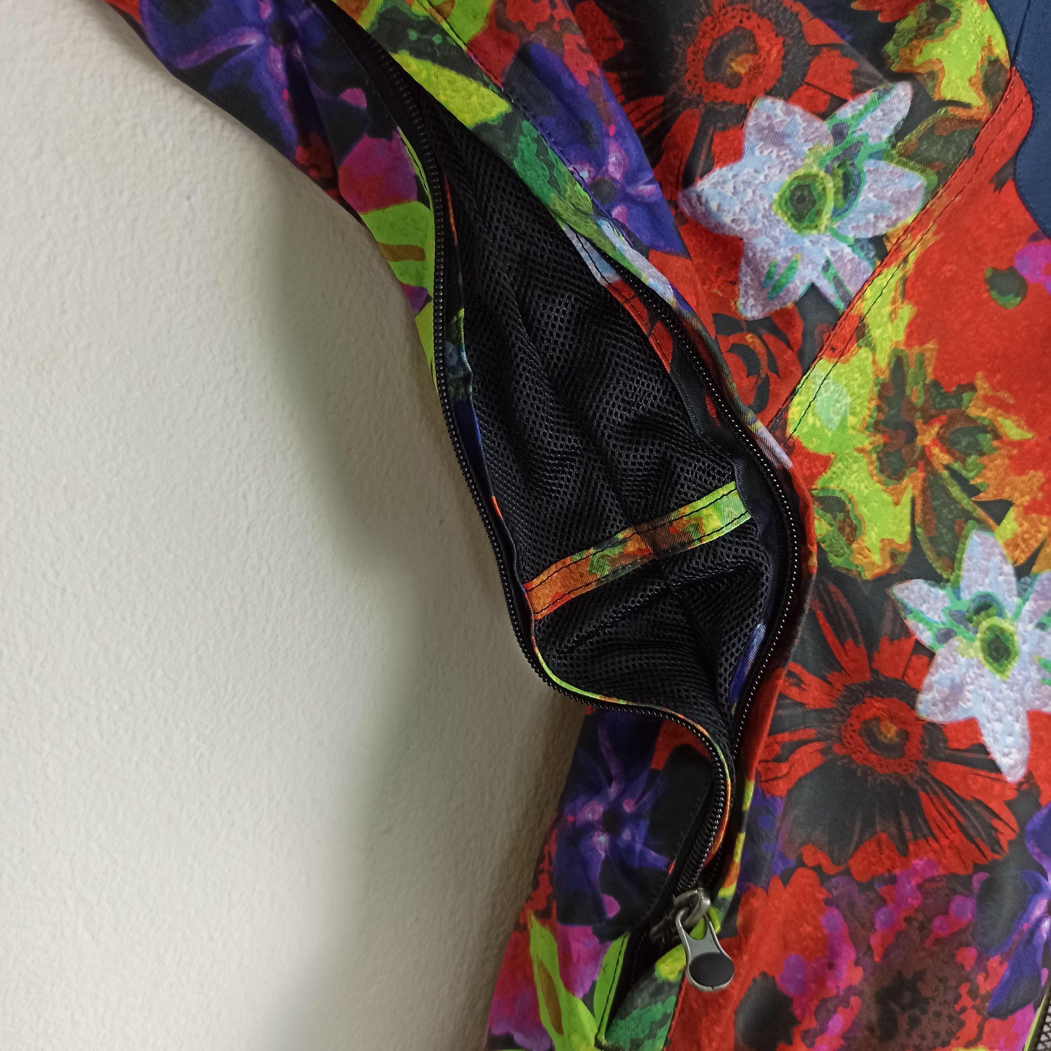 Japanese Brand MISTRAL SPORTSWEAR VINTAGE WINTER FLORAL SKI JACKET Size US M / EU 48-50 / 2 - 10 Thumbnail