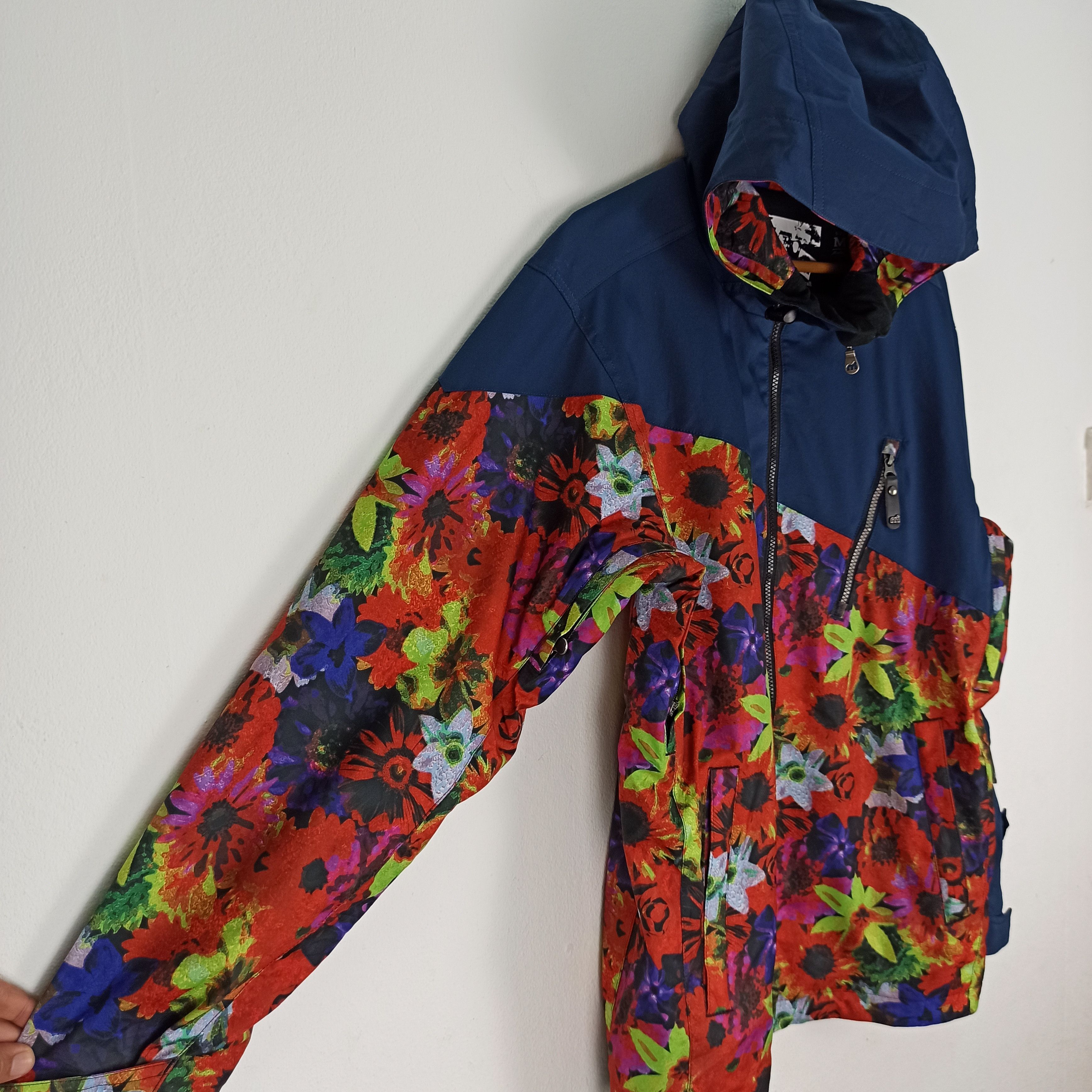 Japanese Brand MISTRAL SPORTSWEAR VINTAGE WINTER FLORAL SKI JACKET Size US M / EU 48-50 / 2 - 5 Thumbnail