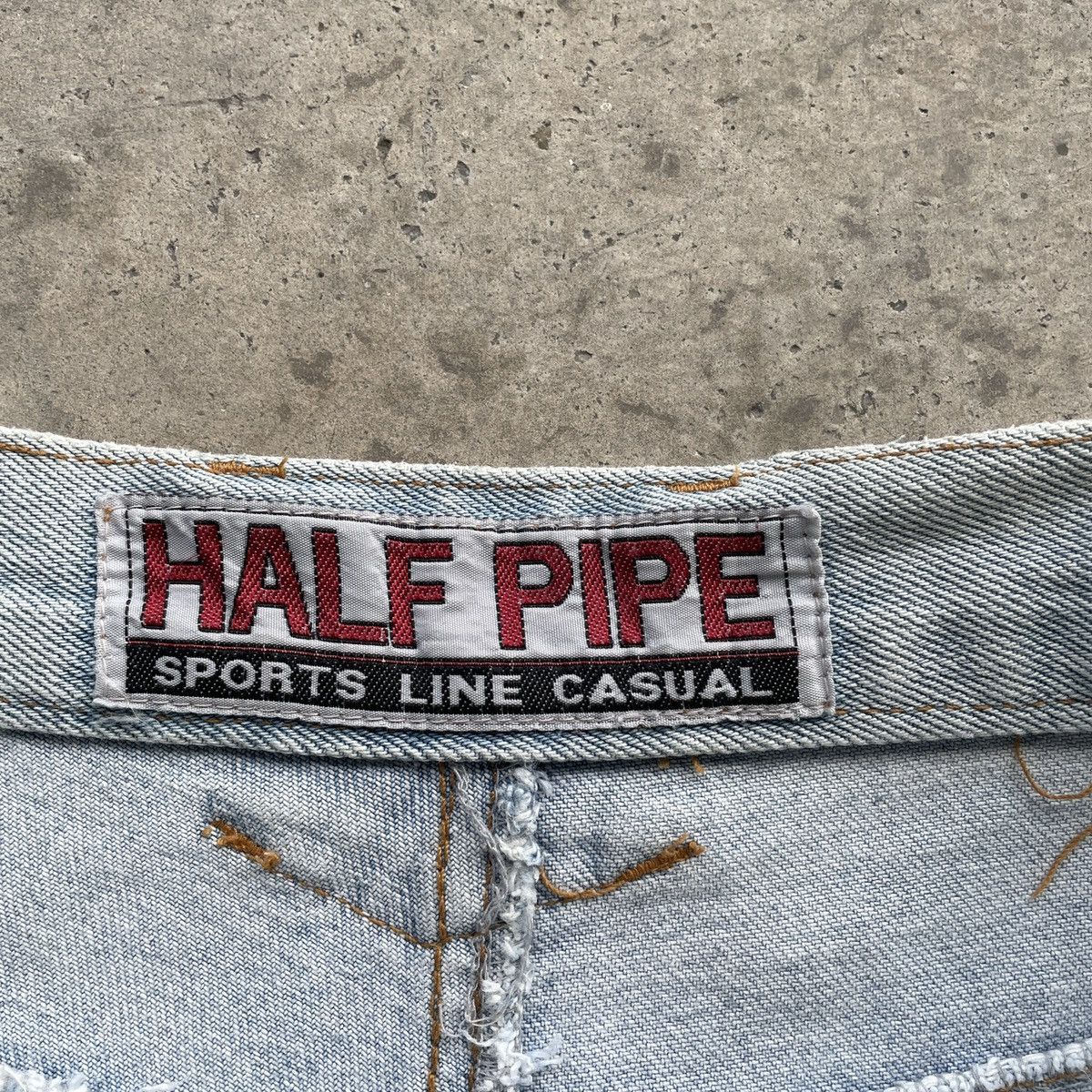 Japanese Brand Vintage Half Pipe Sport Light Wash Baggy Jeans Pants Faded Size US 29 - 7 Thumbnail
