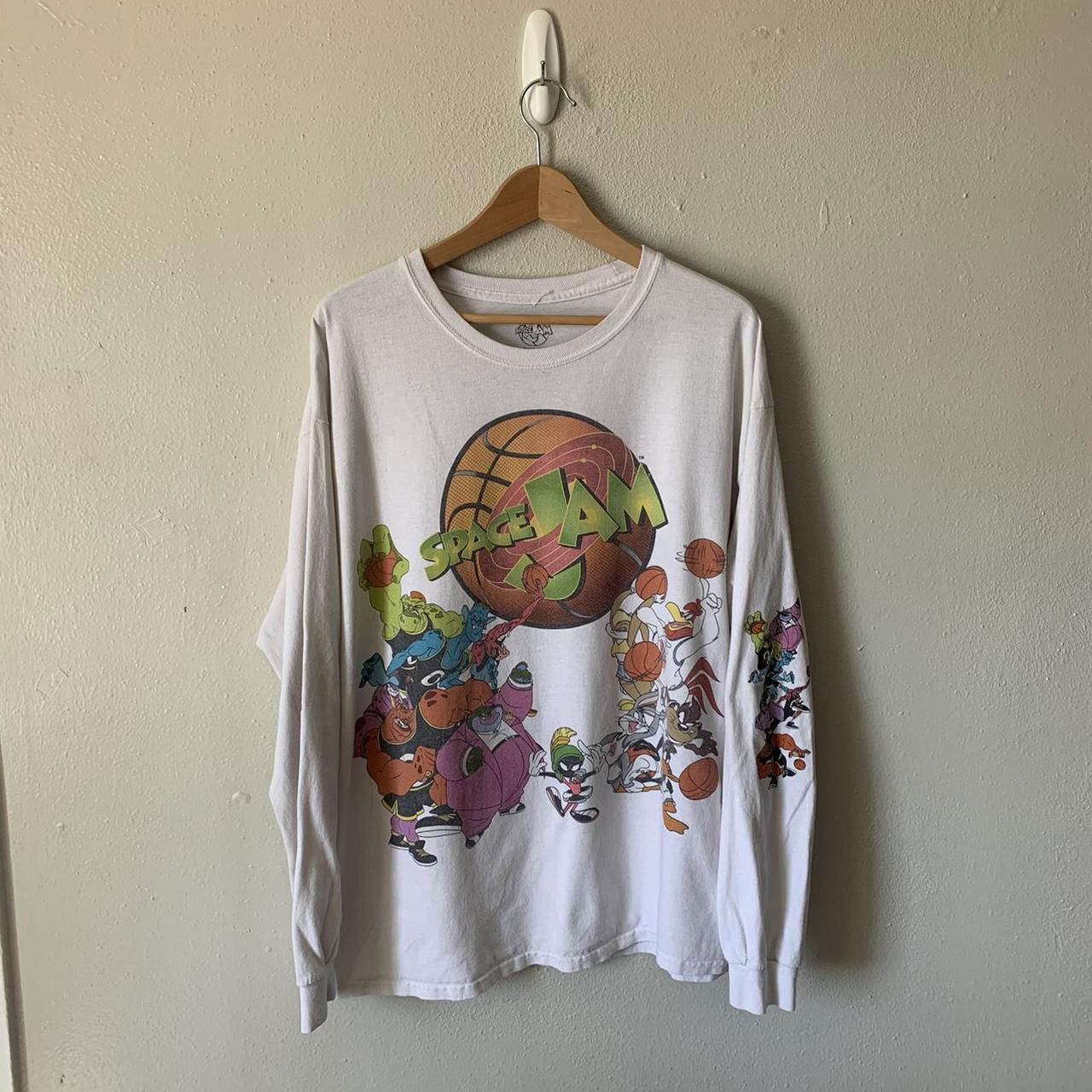 Disney × Vintage nba bulls michael jordan space jam Looney Tunes basketball Size US XL / EU 56 / 4 - 4 Thumbnail