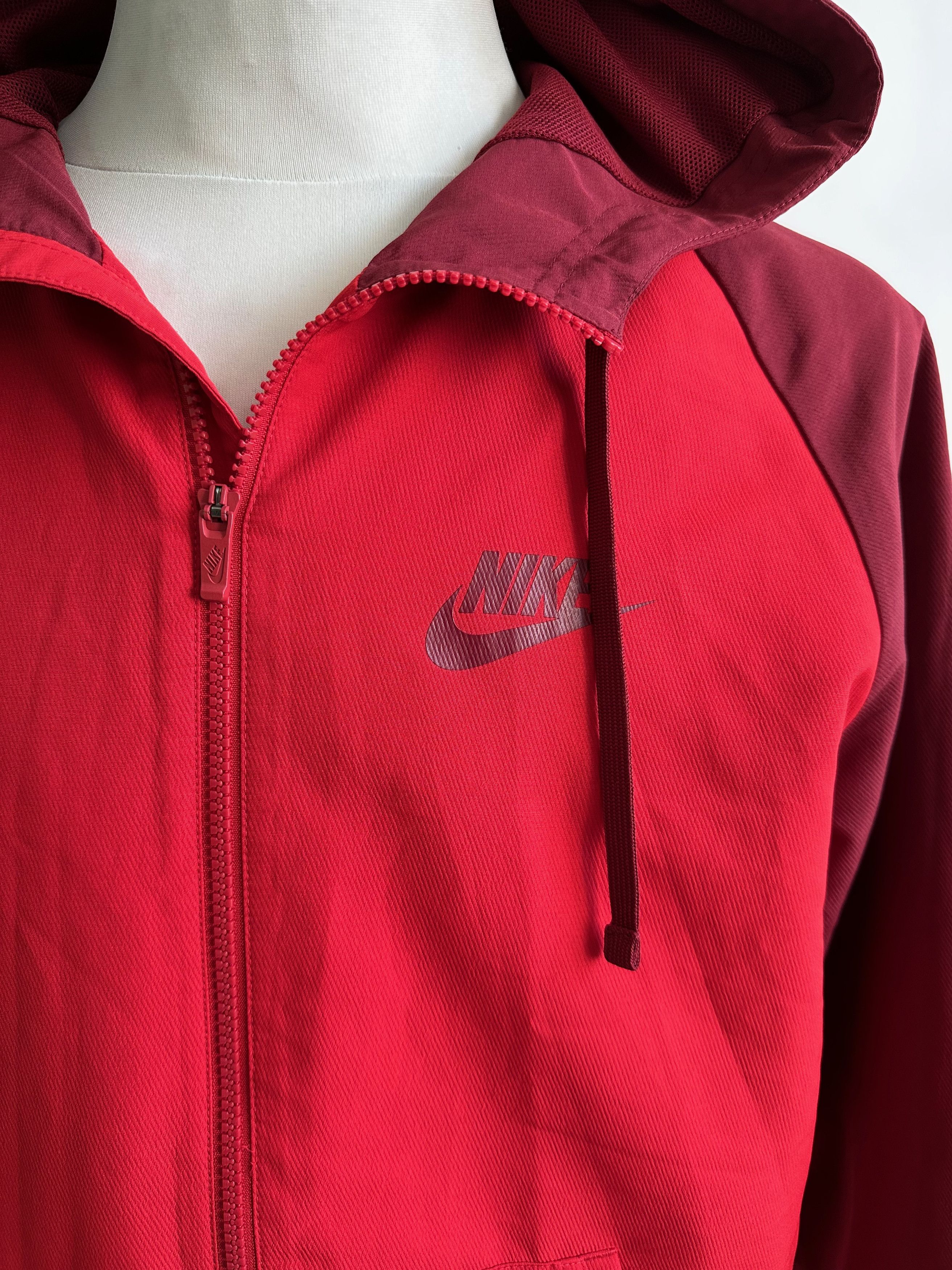 Nike Nike red hooded zipper light jacket windbreaker Size US L / EU 52-54 / 3 - 7 Thumbnail