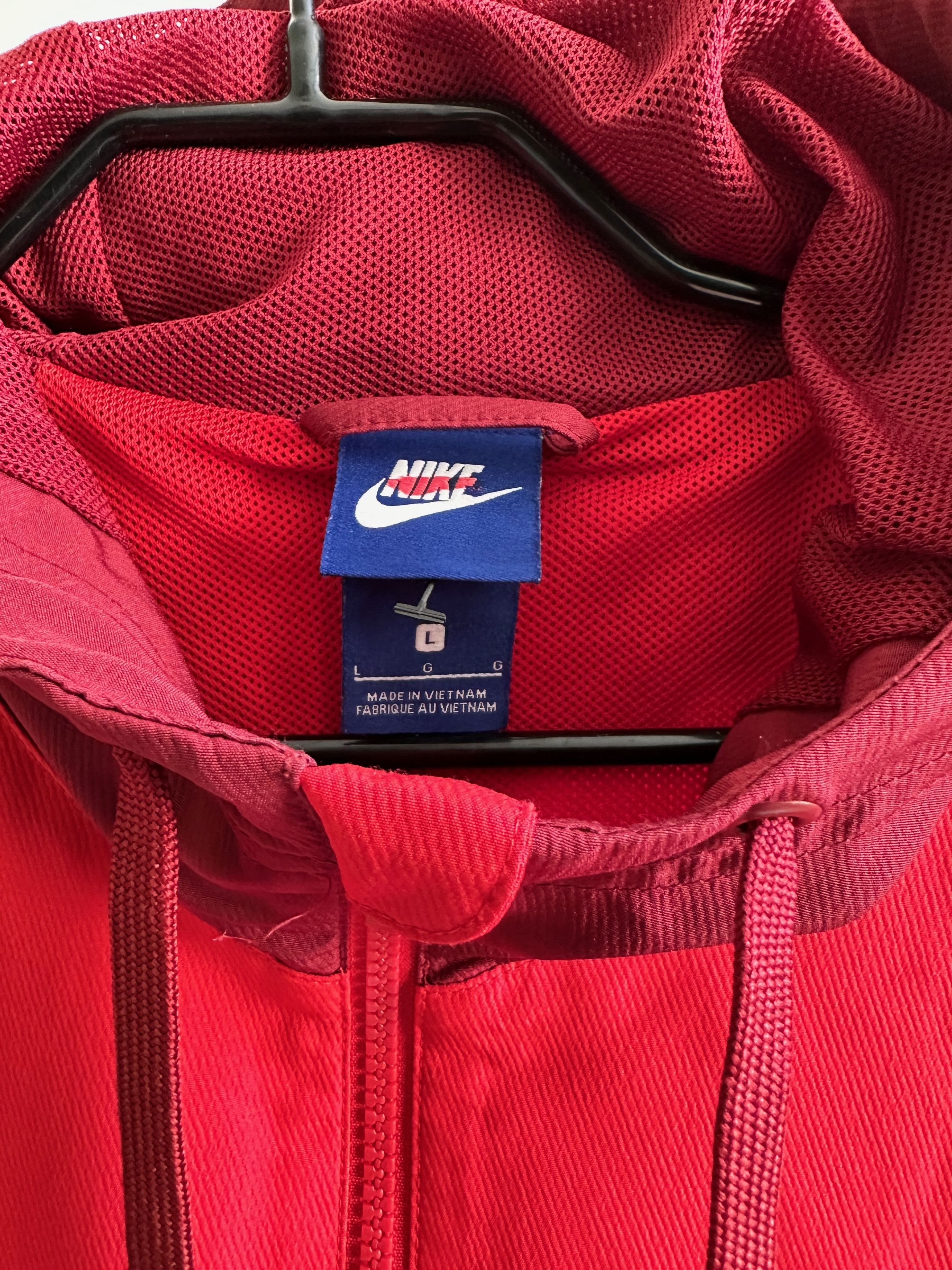 Nike Nike red hooded zipper light jacket windbreaker Size US L / EU 52-54 / 3 - 4 Thumbnail