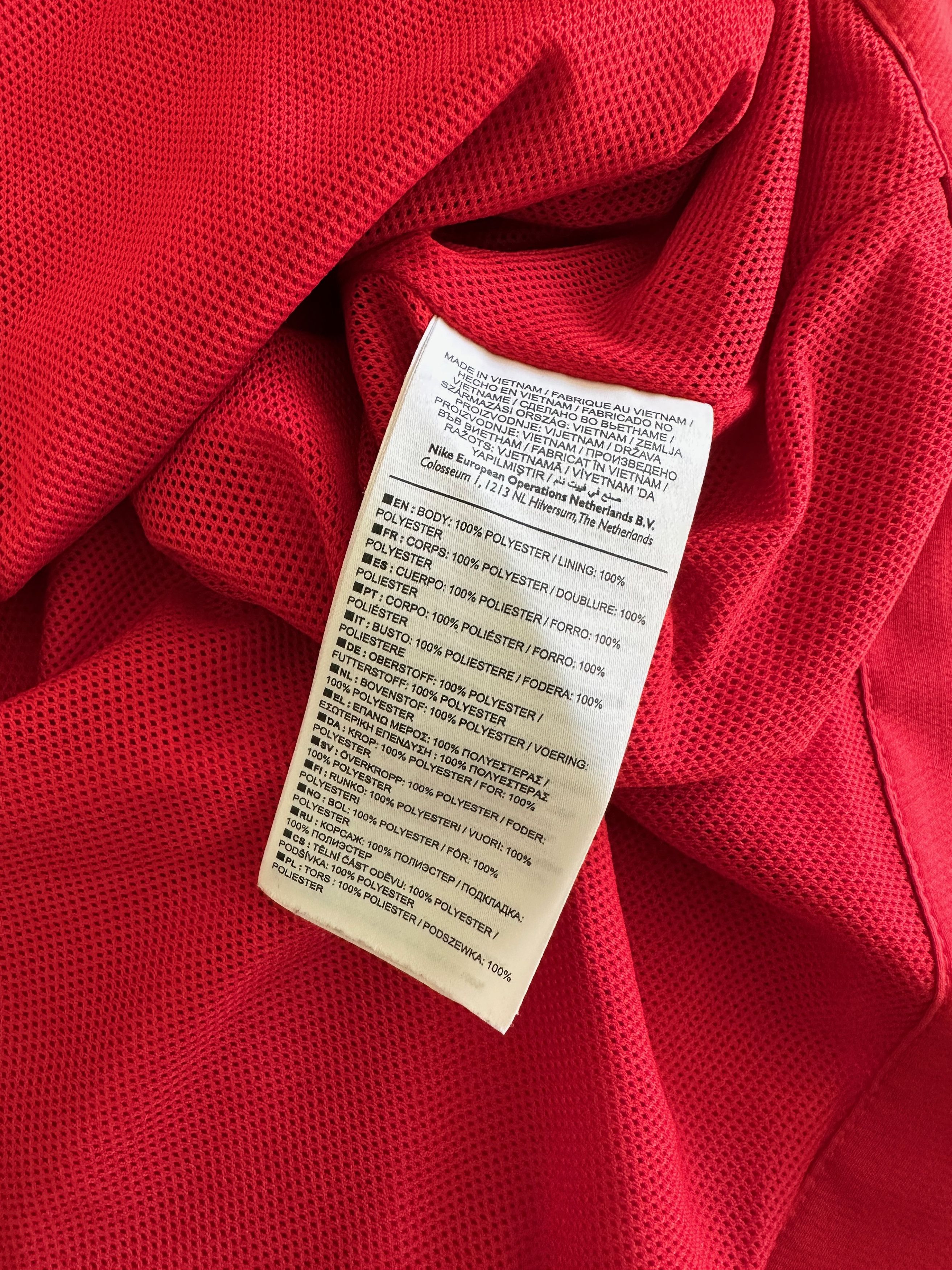 Nike Nike red hooded zipper light jacket windbreaker Size US L / EU 52-54 / 3 - 10 Thumbnail