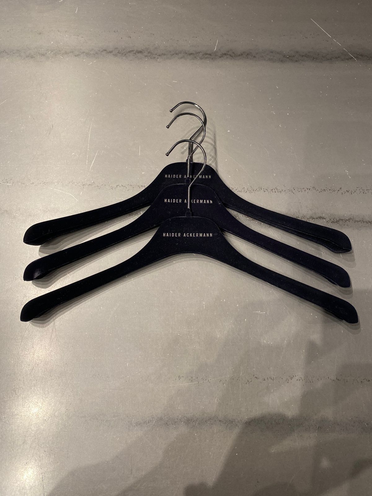 Haider Ackermann VELVET HANGER Size ONE SIZE - 1 Thumbnail