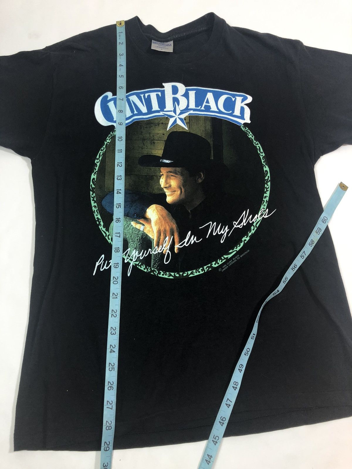 Band Tees Vintage 90s Clint Black Put Yourself In My Shoes T-Shirt Size US S / EU 44-46 / 1 - 9 Thumbnail