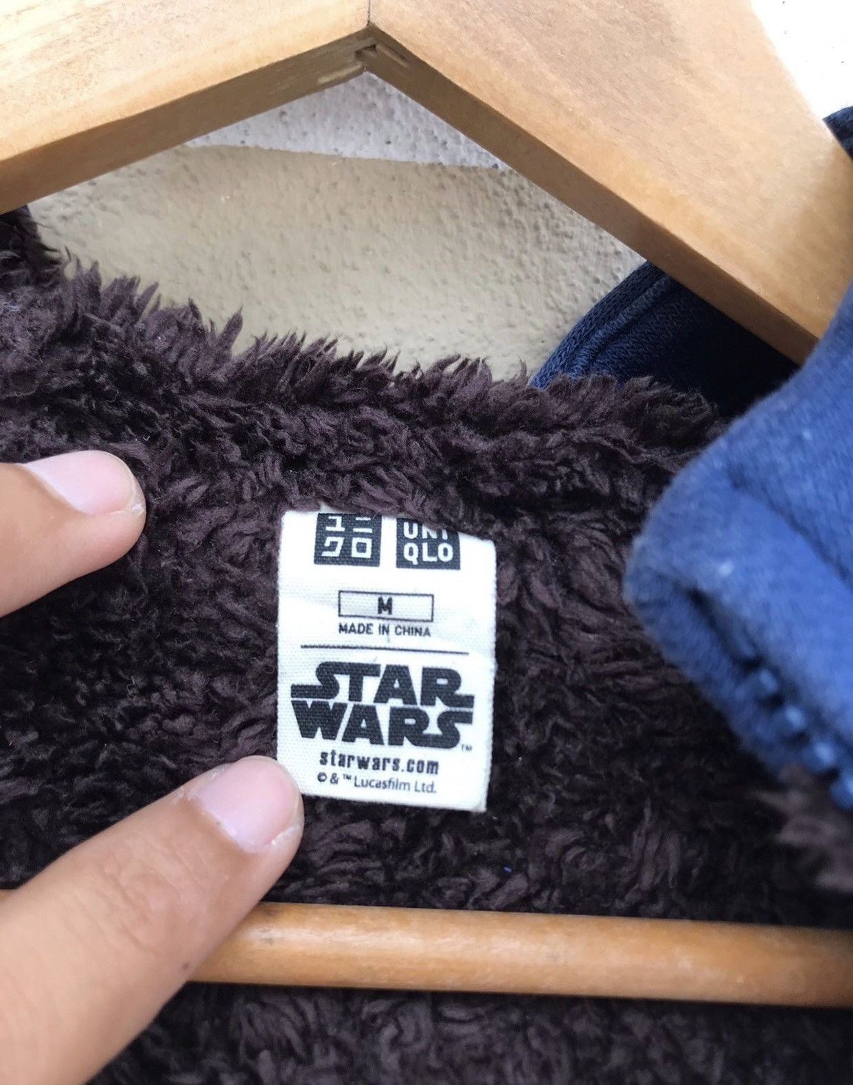 Japanese Brand Uniqlo Star Wars BB8 hoodie sherpa inside Size US M / EU 48-50 / 2 - 4 Thumbnail