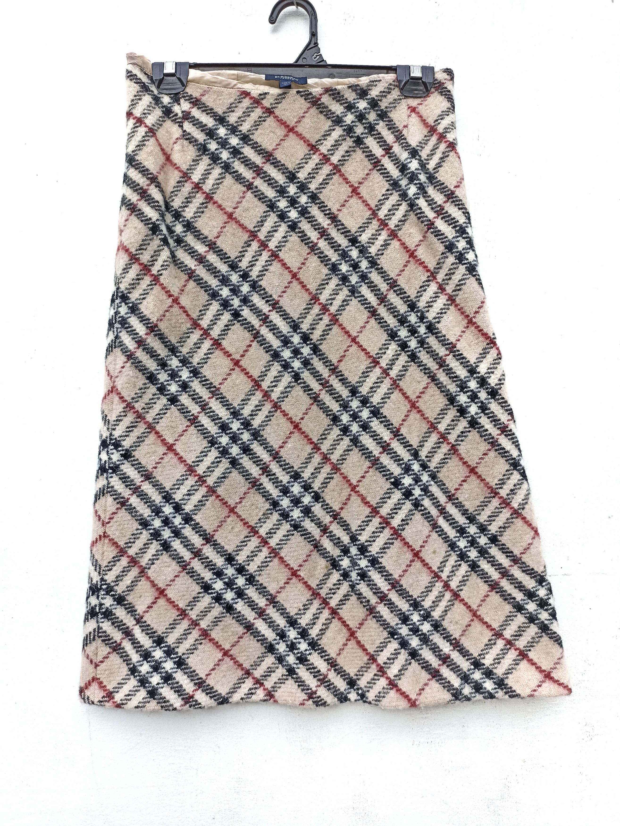 Burberry skirt nova check