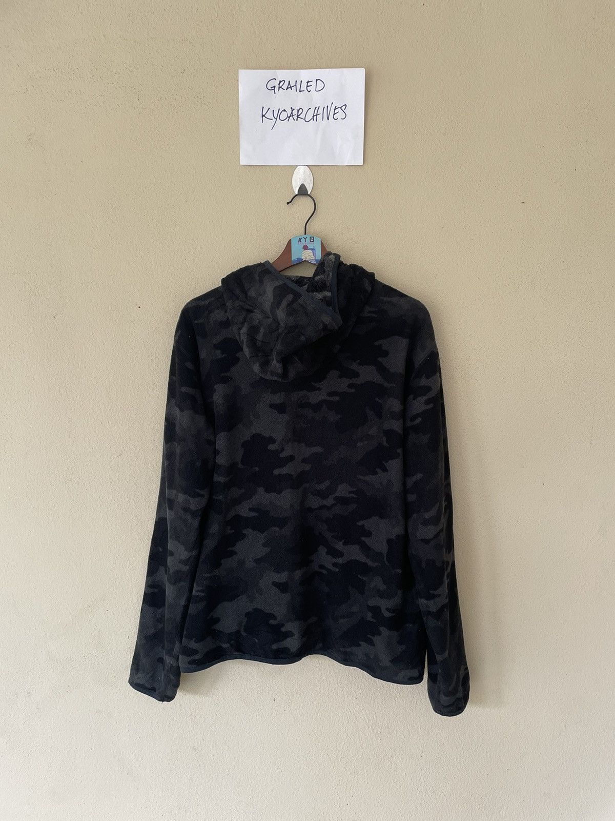 Japanese Brand × Uniqlo UNIQLO CAMO FLEECE JACKET Size US L / EU 52-54 / 3 - 4 Thumbnail