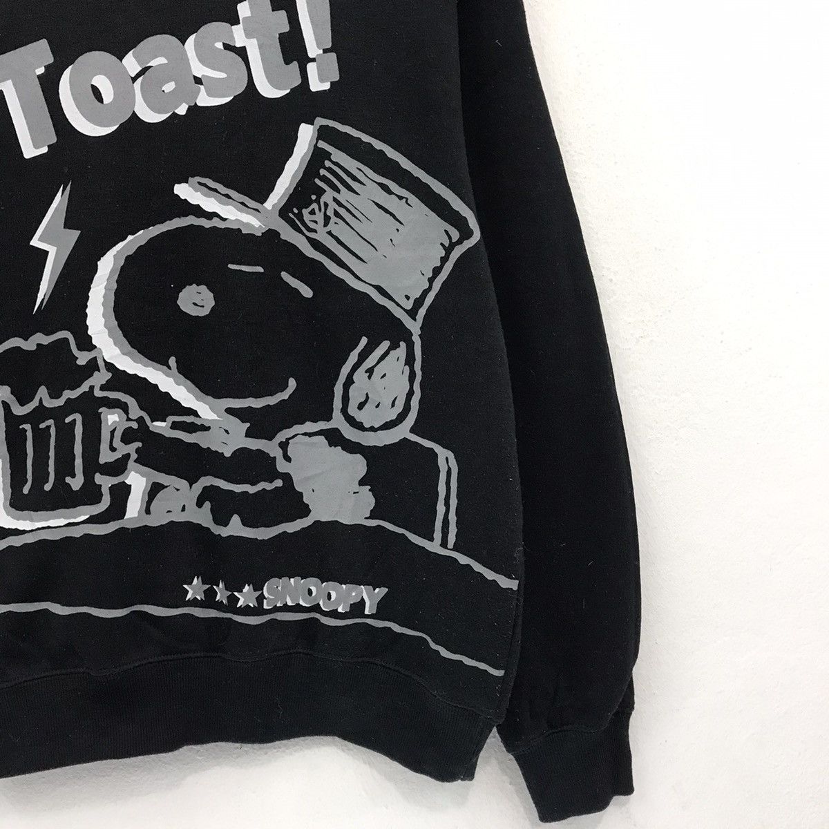 Cartoon Network × Disney × Peanuts Peanuts Snoopy Sweatshirt Crewneck Toast Peanuts Snoopy Size US M / EU 48-50 / 2 - 3 Thumbnail