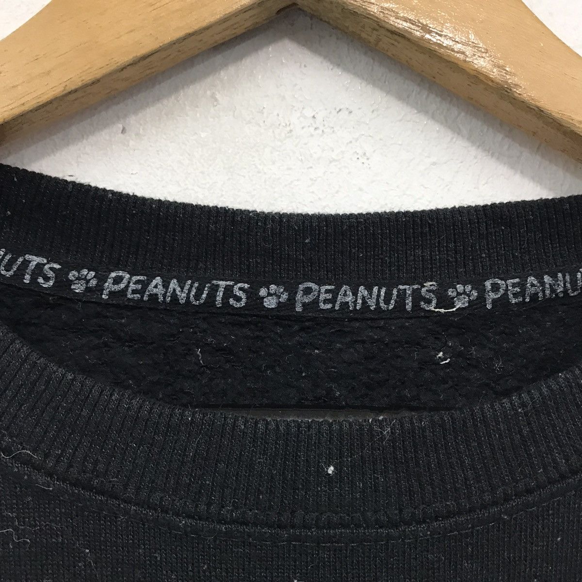 Cartoon Network × Disney × Peanuts Peanuts Snoopy Sweatshirt Crewneck Toast Peanuts Snoopy Size US M / EU 48-50 / 2 - 7 Thumbnail