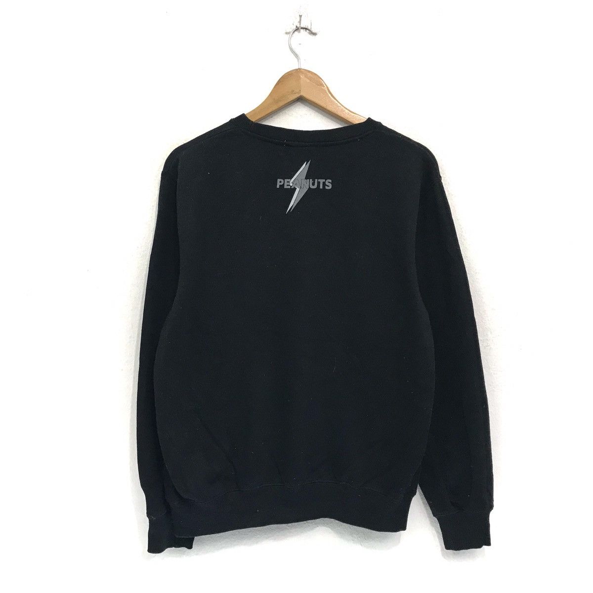 Cartoon Network × Disney × Peanuts Peanuts Snoopy Sweatshirt Crewneck Toast Peanuts Snoopy Size US M / EU 48-50 / 2 - 5 Thumbnail