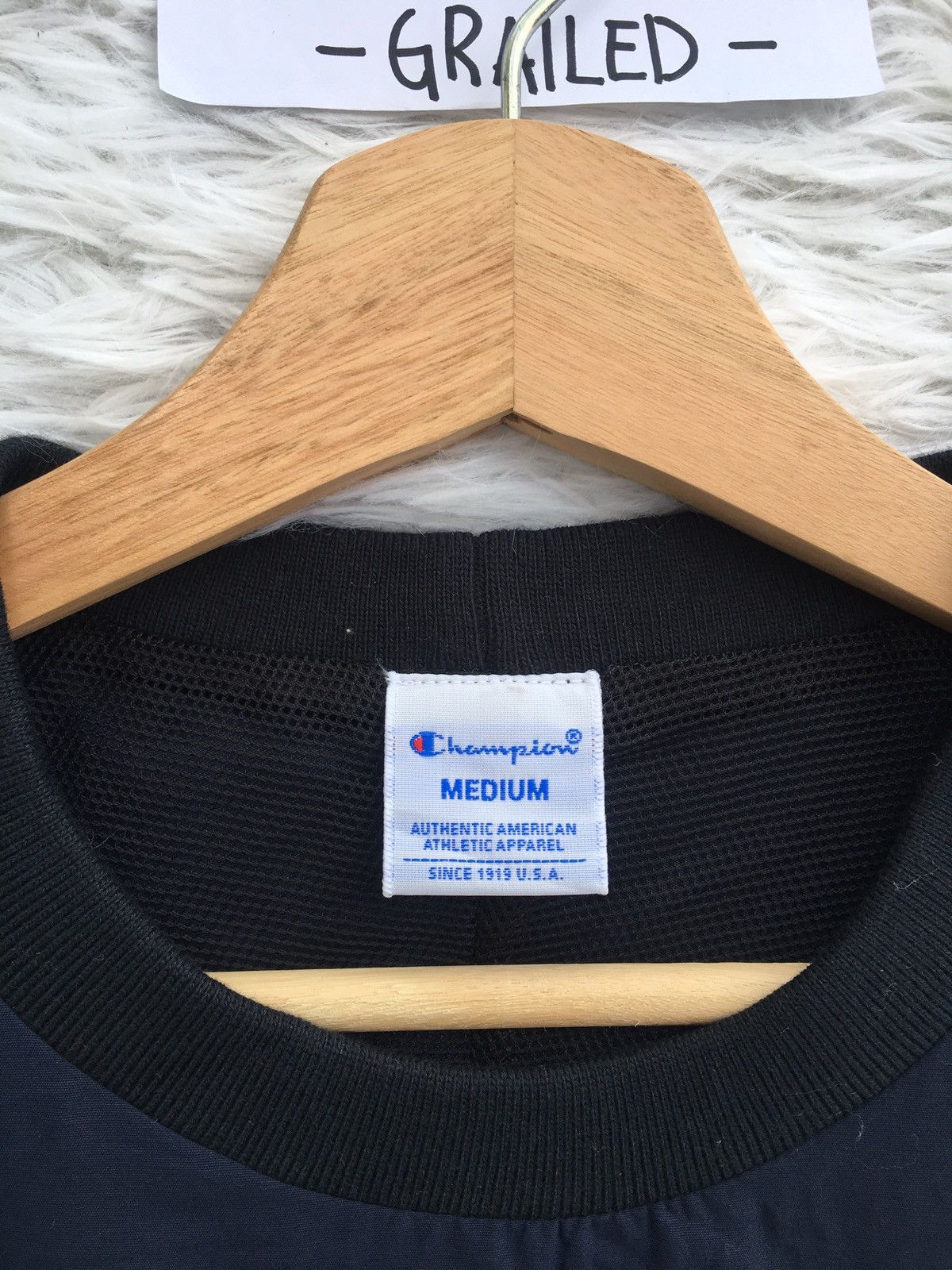 Champion Rare CHAMPION Nylon Tshirt Size US M / EU 48-50 / 2 - 7 Thumbnail