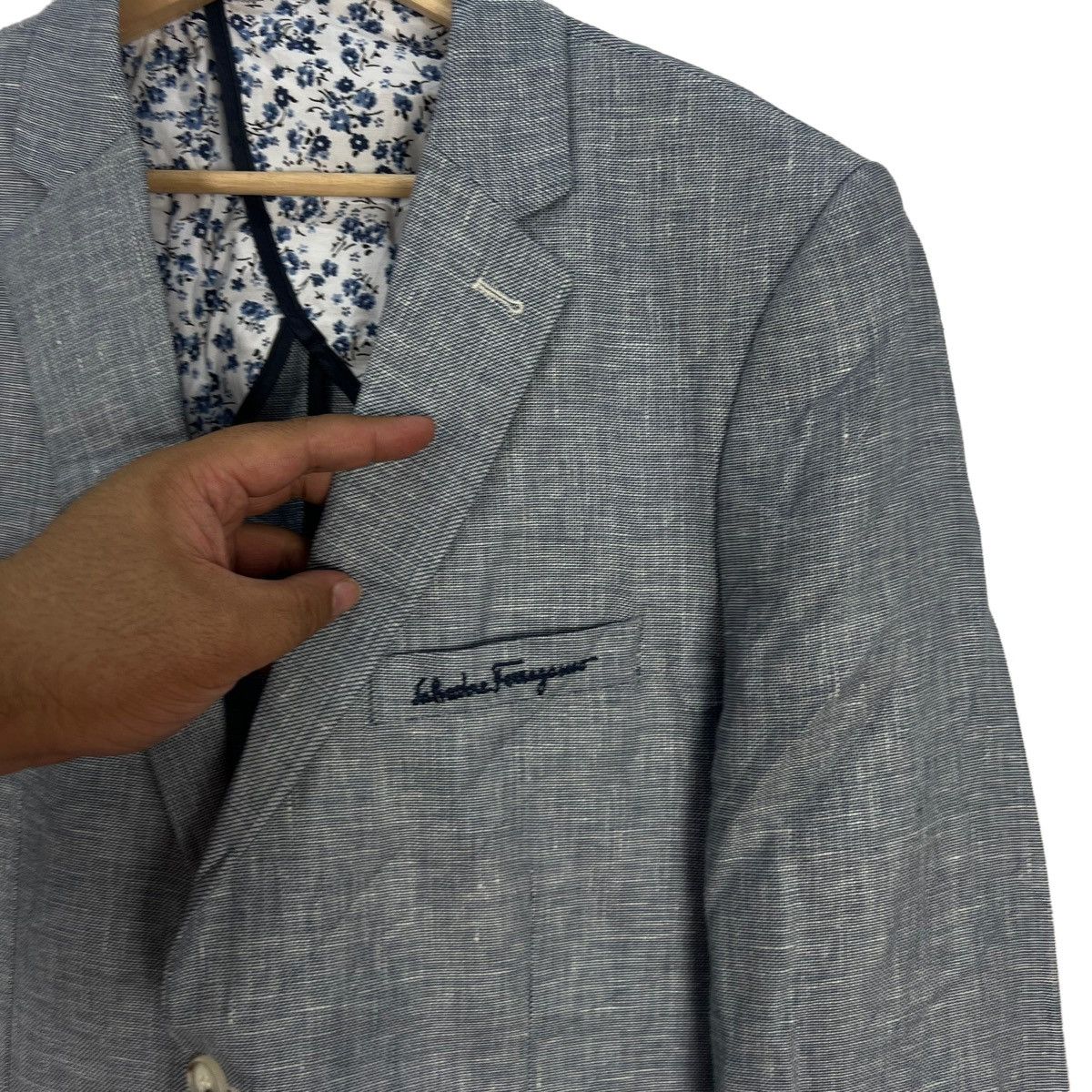 Salvatore Ferragamo VINTAGE SALVATORE FERRAGAMO CHORE JACKET MADE IN ITALY Size US L / EU 52-54 / 3 - 4 Thumbnail