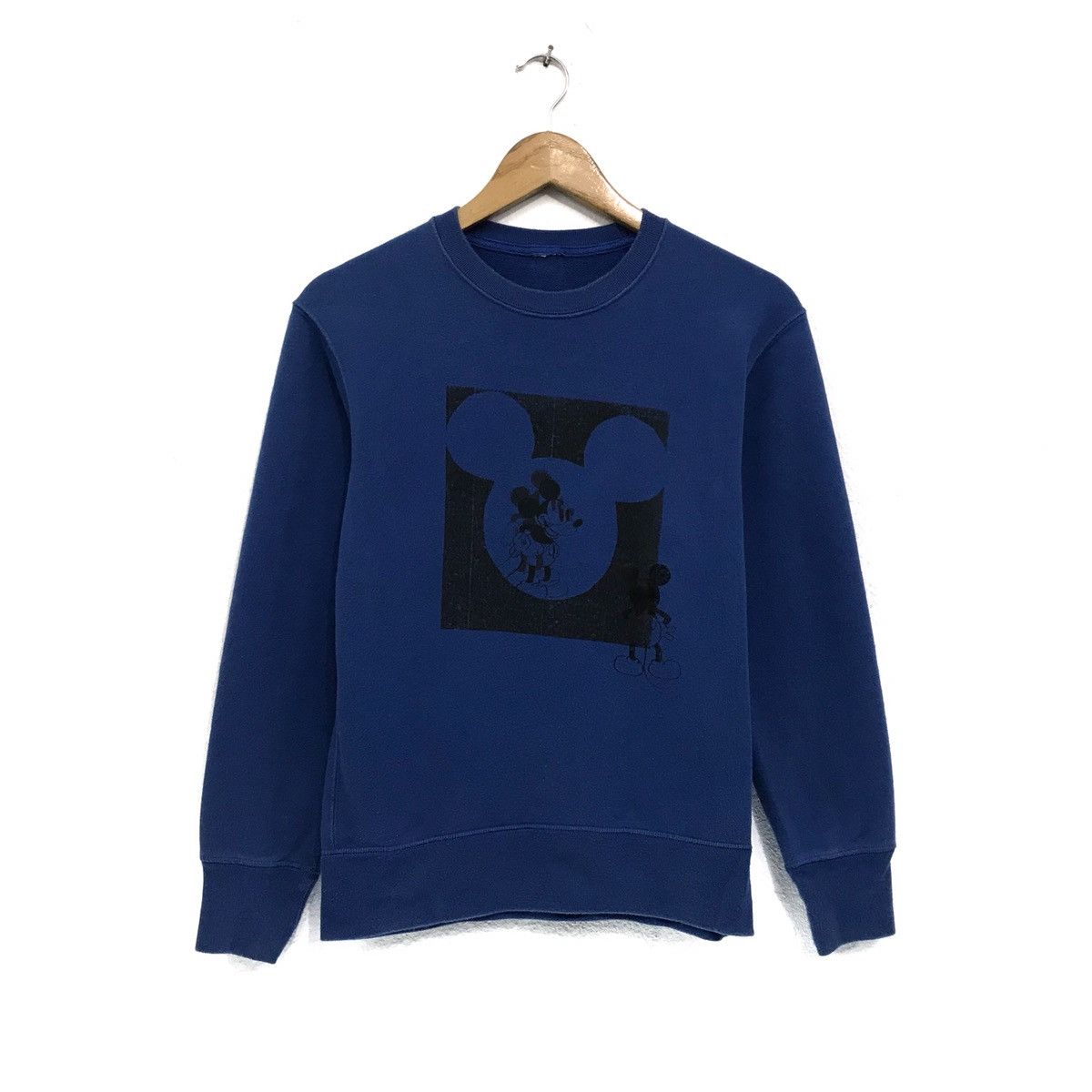 Mickey & Co. × Mickey Inc × Mickey Mouse Vintage Mickey Mouse Sweatshirt Crewneck Biglogo Size US S / EU 44-46 / 1 - 1 Thumbnail