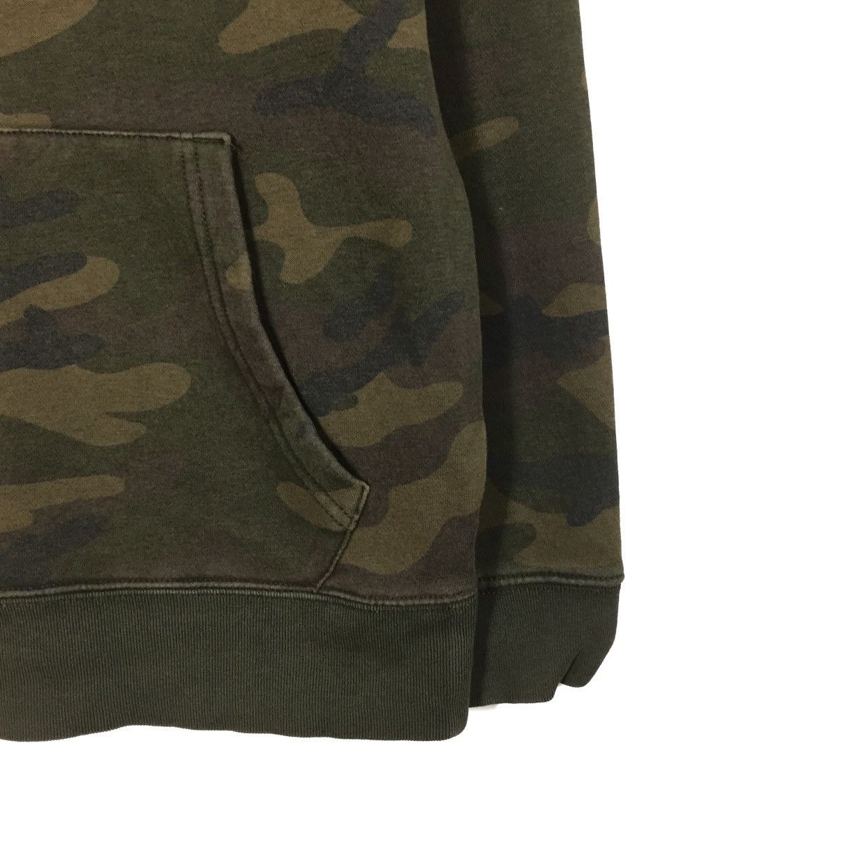 Gap × Japanese Brand Vintage Gap Hoodie Sweatshirt Big Logo Gap Camo Army Design Size US M / EU 48-50 / 2 - 4 Thumbnail