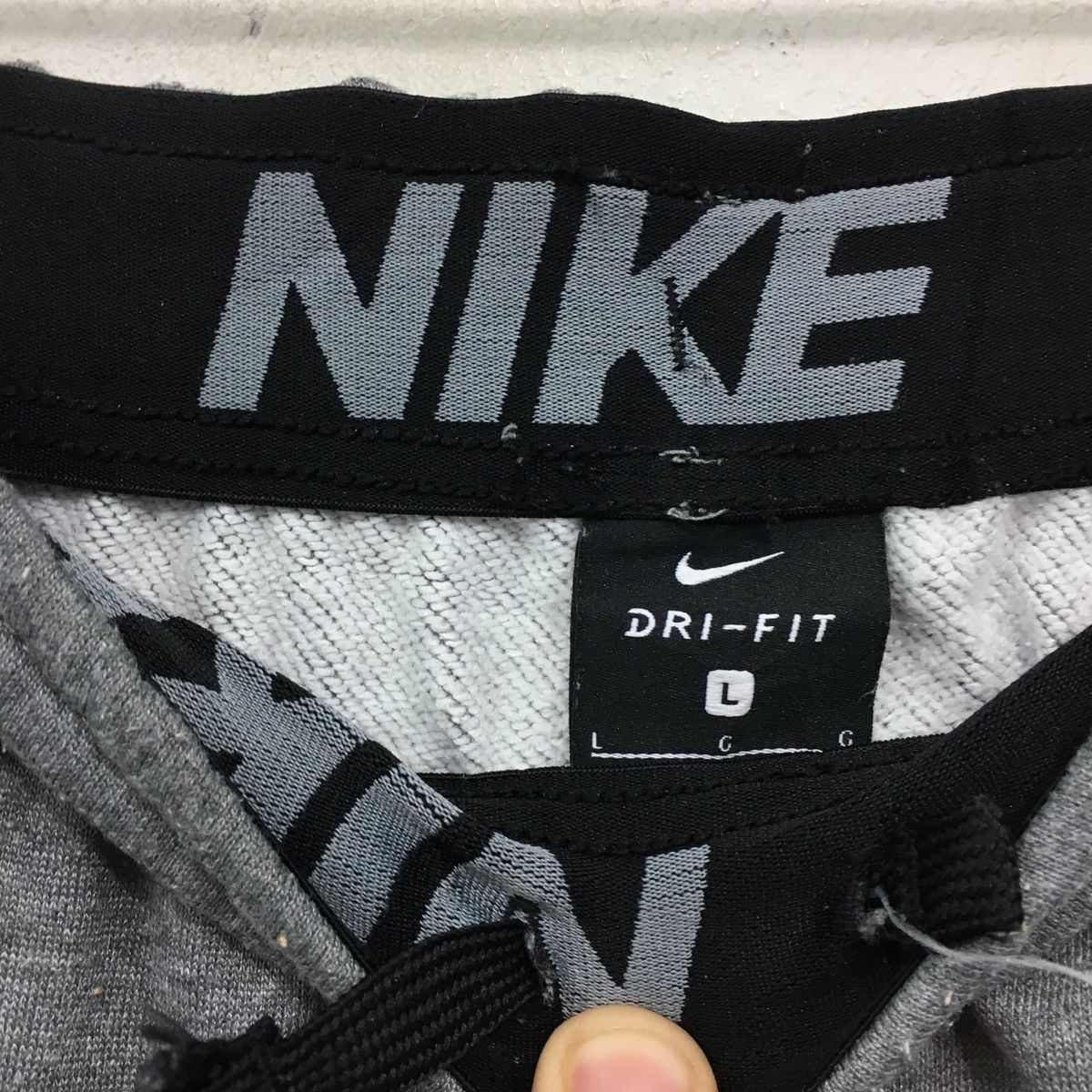 Nike × Vintage Nike Swoosh Sweatpants Joggers Warm Up Track BigLogo Swoosh Size US 28 / EU 44 - 4 Thumbnail