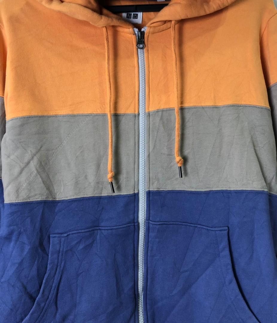Japanese Brand × Uniqlo Uniqlo Hoodie Three Colour Size M Size US M / EU 48-50 / 2 - 8 Thumbnail