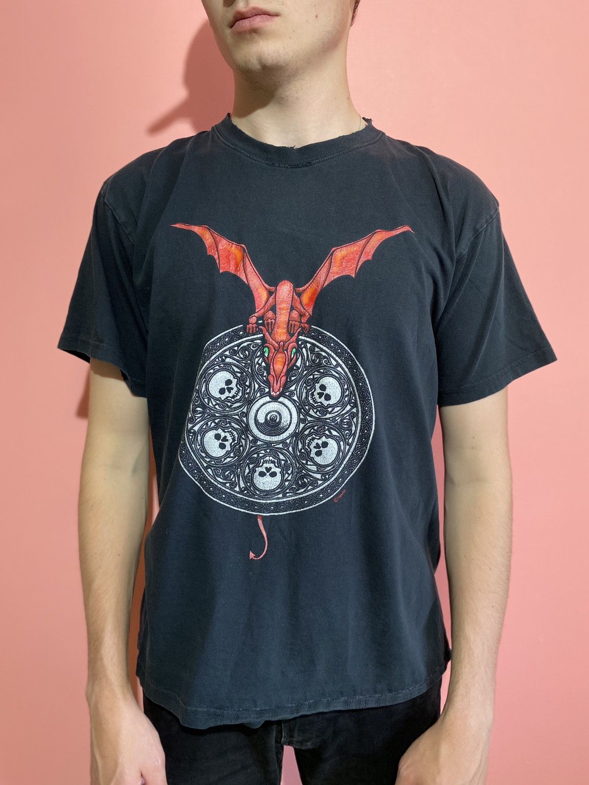 Vintage Vintage dragon tee t-shirt art designer hewlin Size US M / EU 48-50 / 2 - 1 Thumbnail