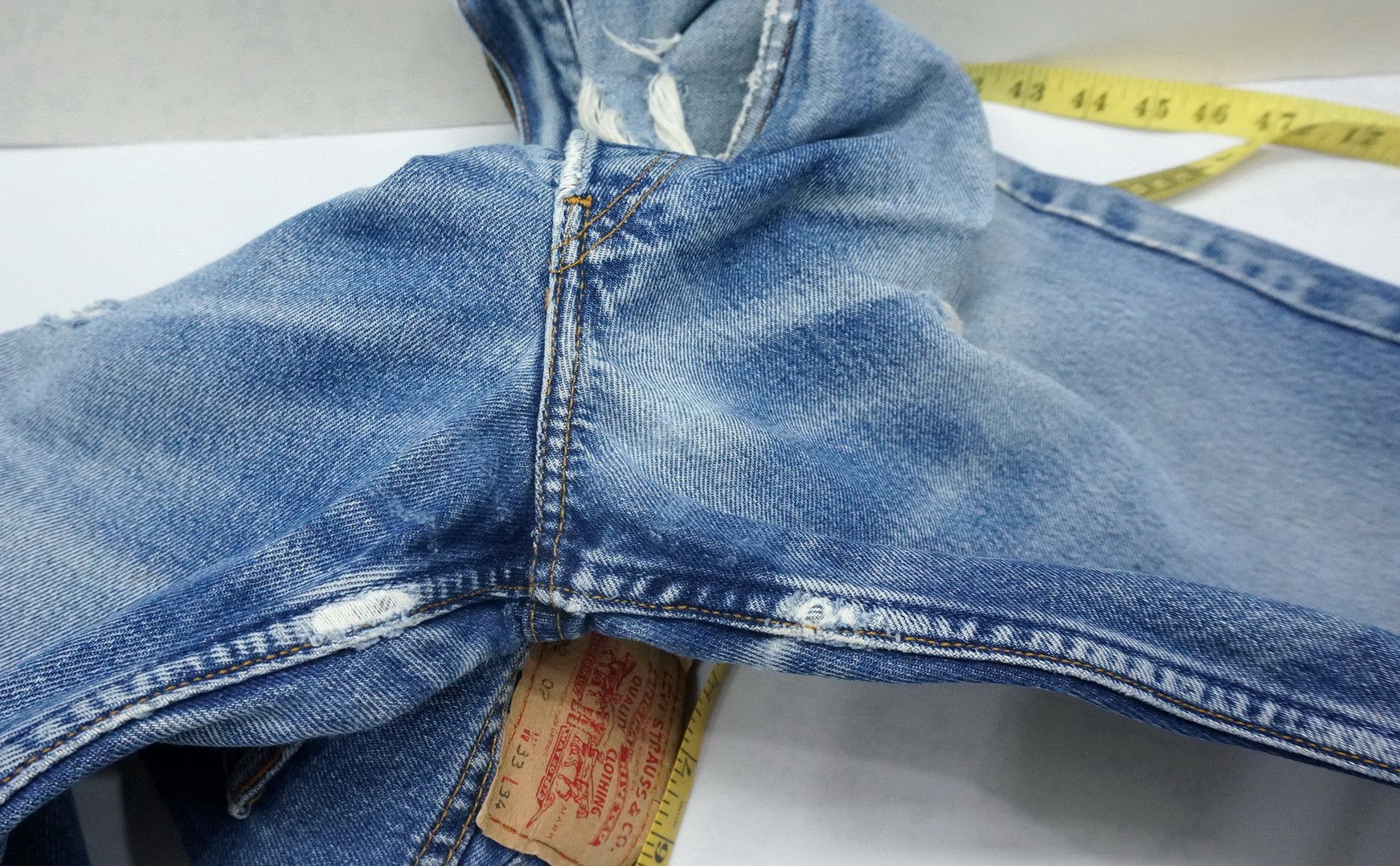 Levi's Levis 522 Distressed Ripped Jeans LF20 Size US 32 / EU 48 - 14 Thumbnail