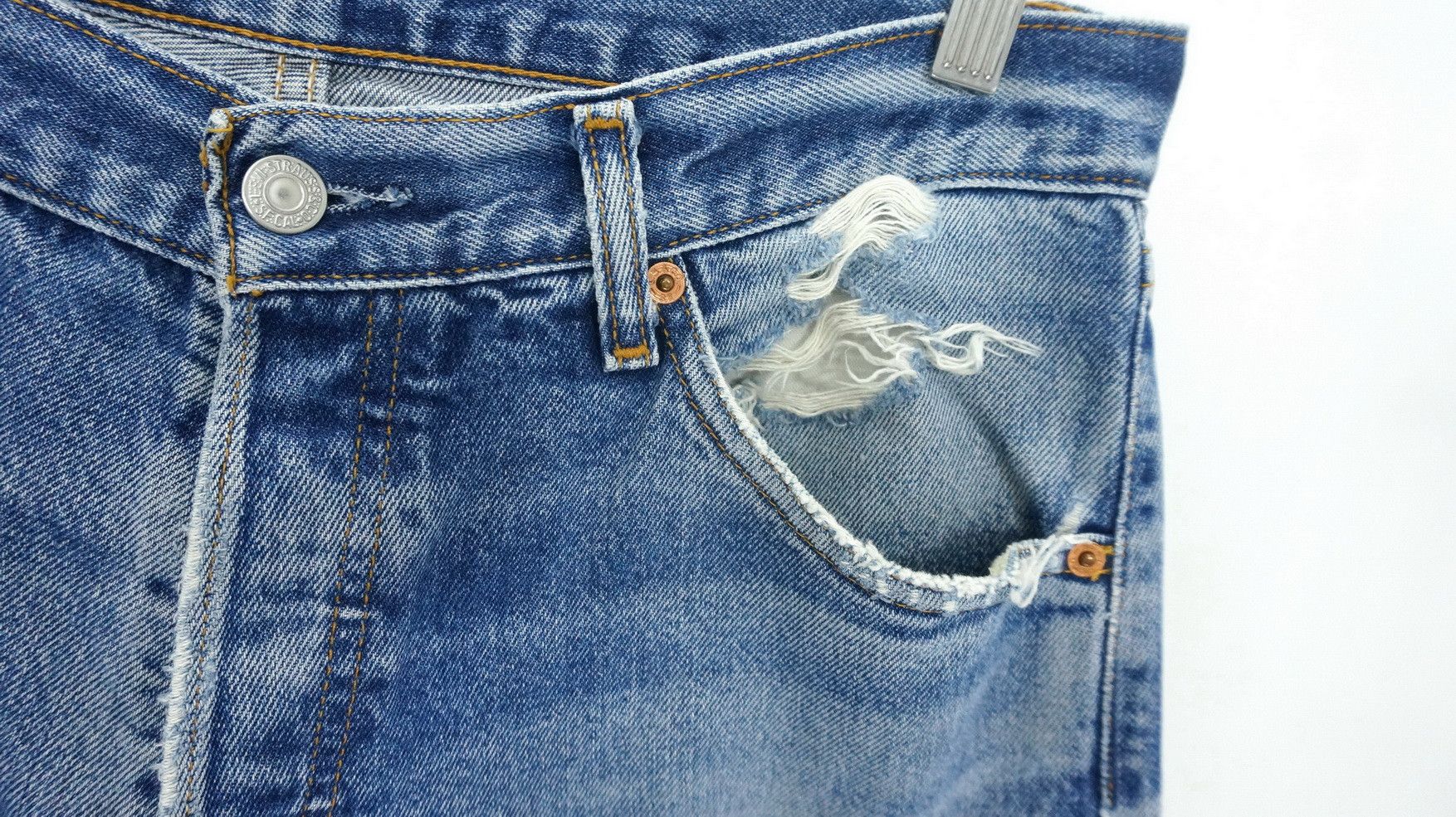 Levi's Levis 522 Distressed Ripped Jeans LF20 Size US 32 / EU 48 - 3 Thumbnail